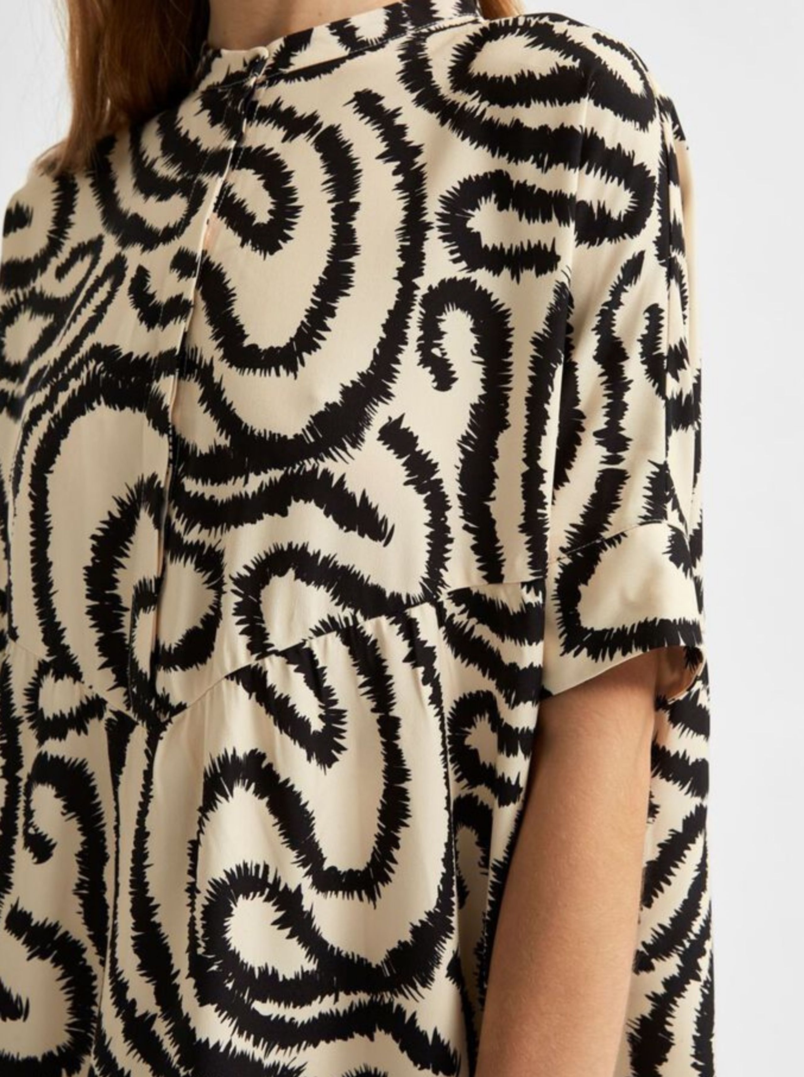 Selected Femme - Kjole - SLFMarilyn-Viola Dress - Sandshell w. black