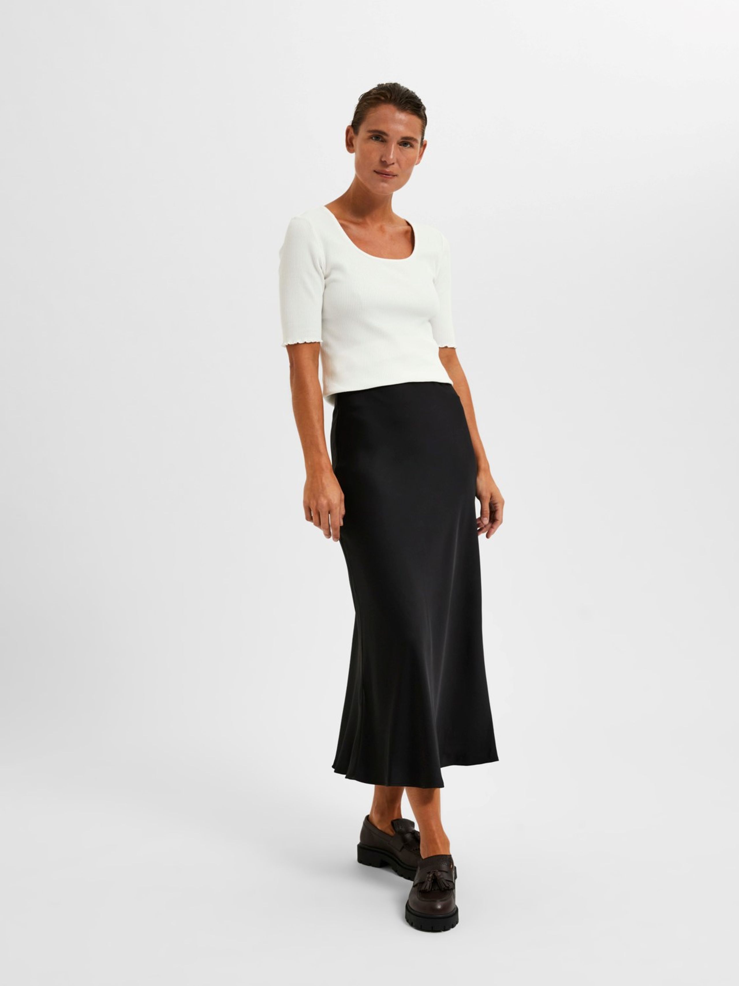 Selected Femme - Nederdel - SLFLena HW Midi Skirt EX - Black