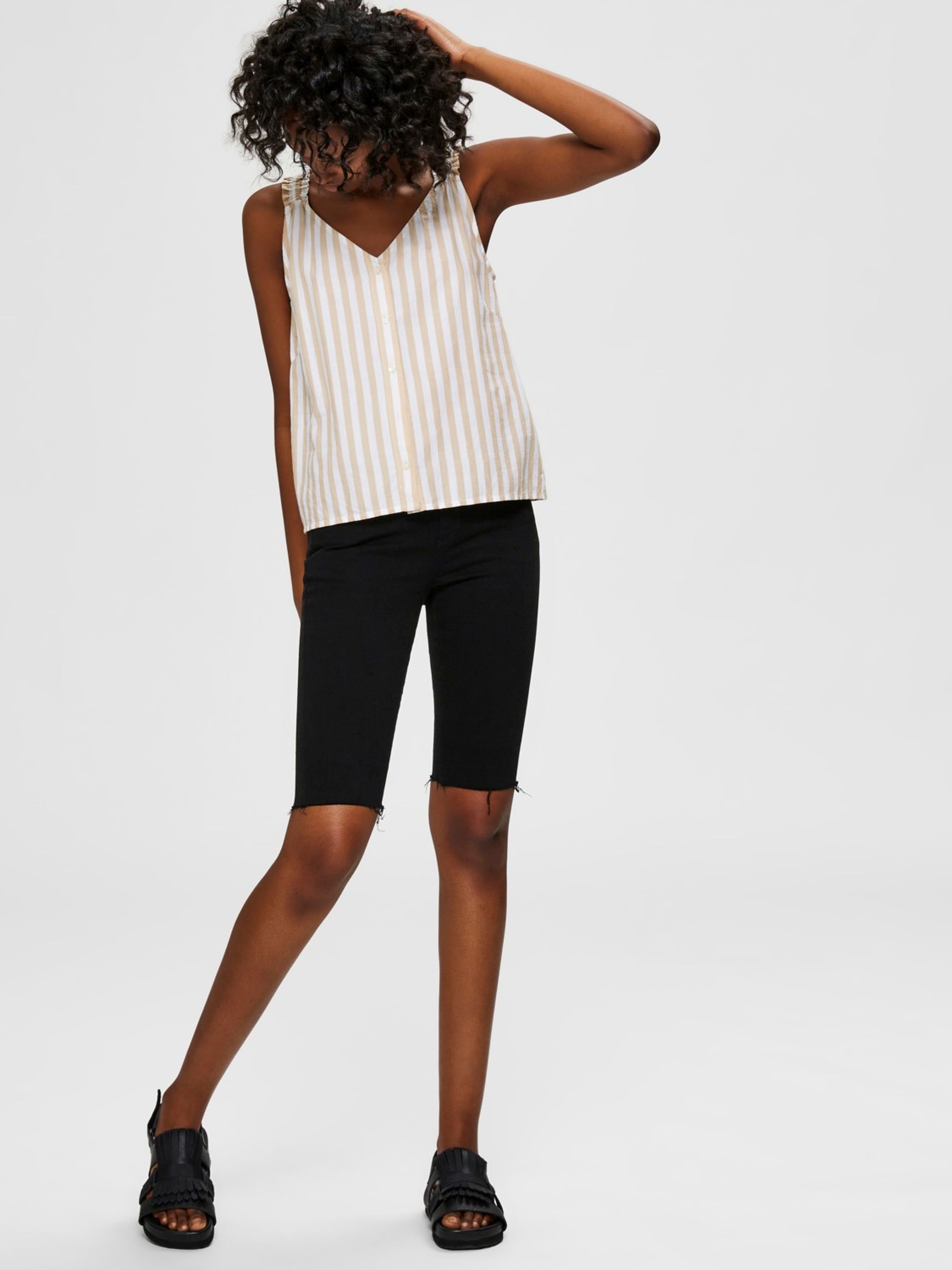 Selected Femme - Shorts - SLFIda Skinny Black Shorts - Black Denim