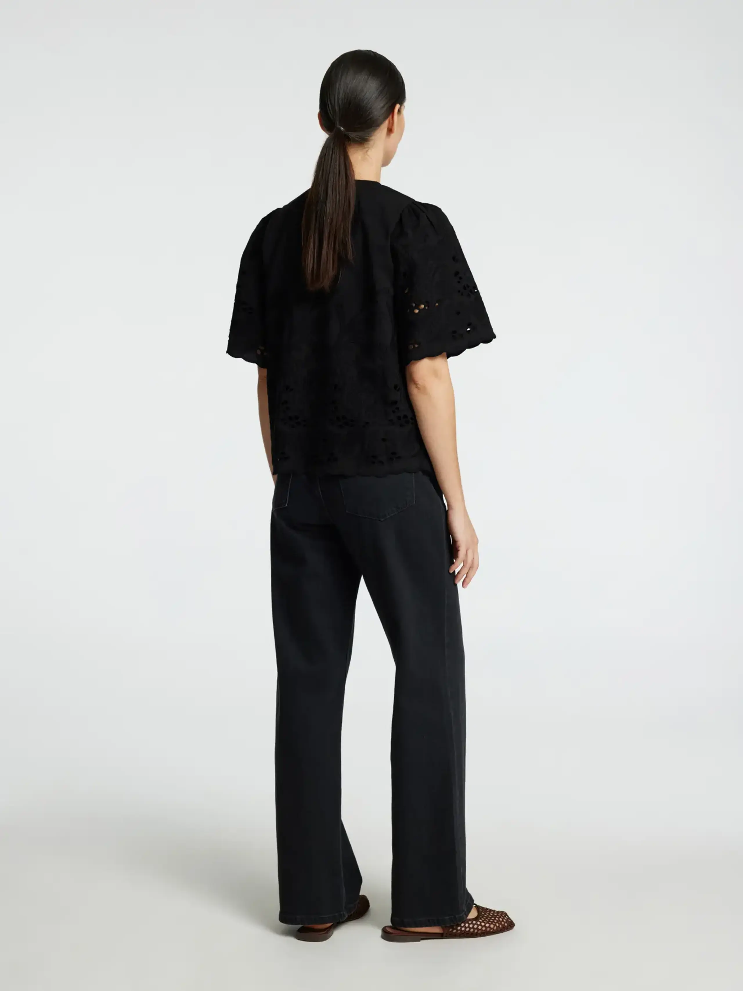 Selected Femme - Top - SLFDahlia SS Broderi Shirt NOOS - Black