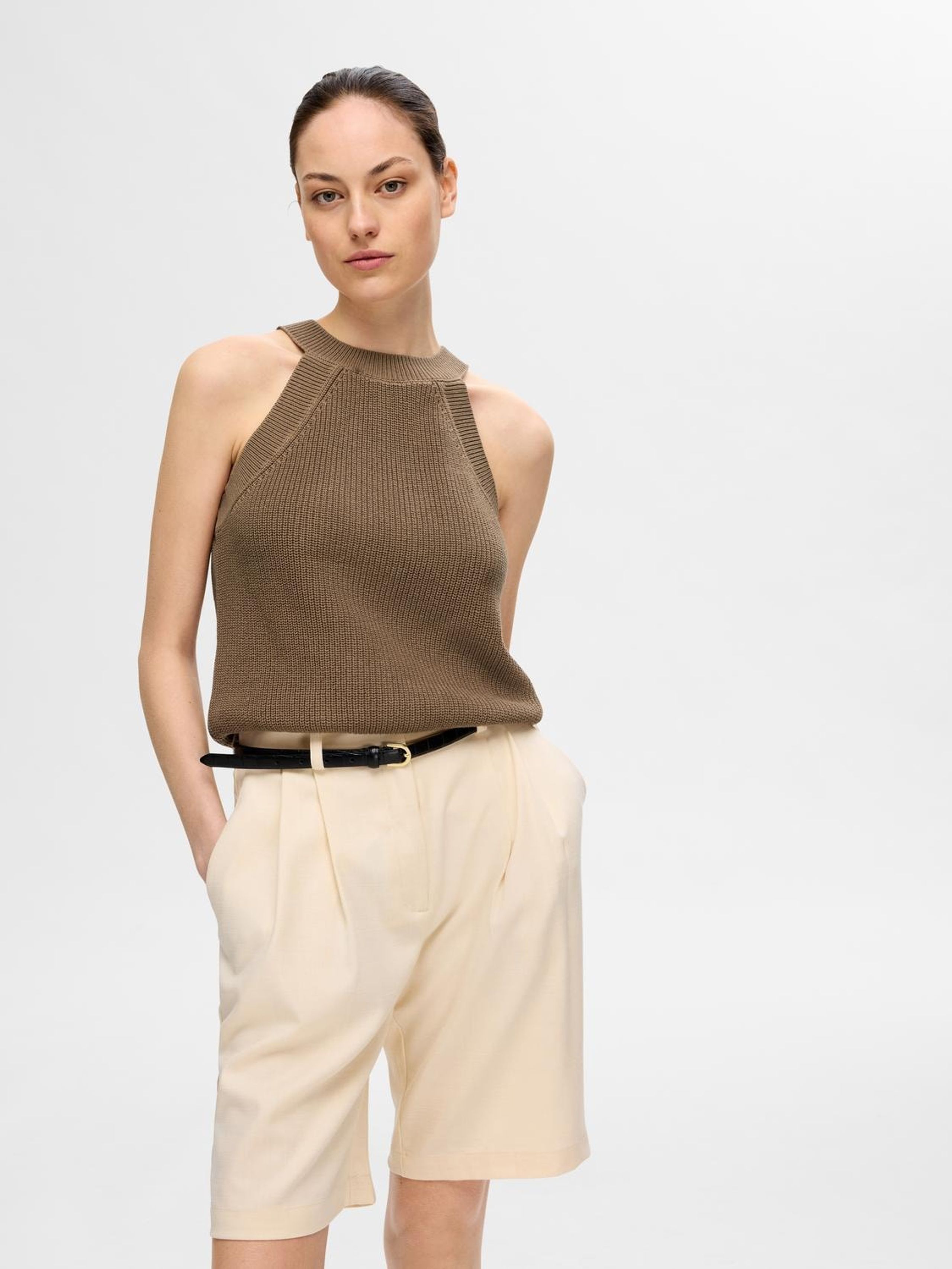 Selected Femme - Nahoru - SLFVinna SL Halterneck Knit - Coca Mocha