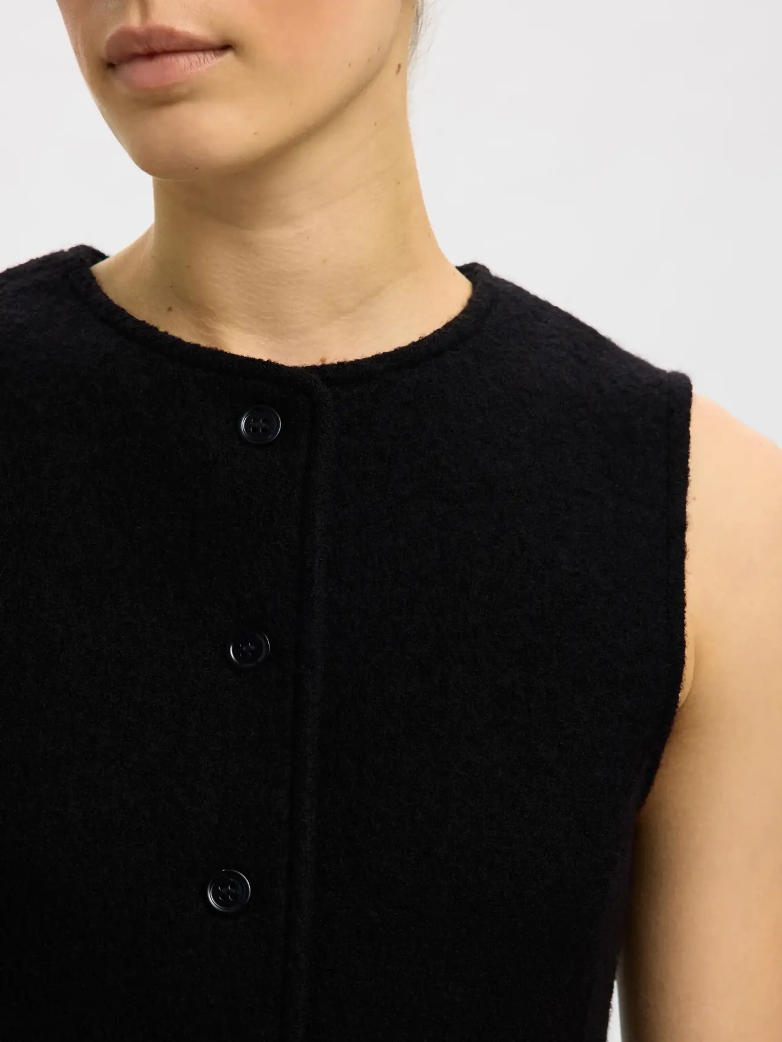 Selected Femme - Vesta - SLFDarla Knit Button Vest - Black