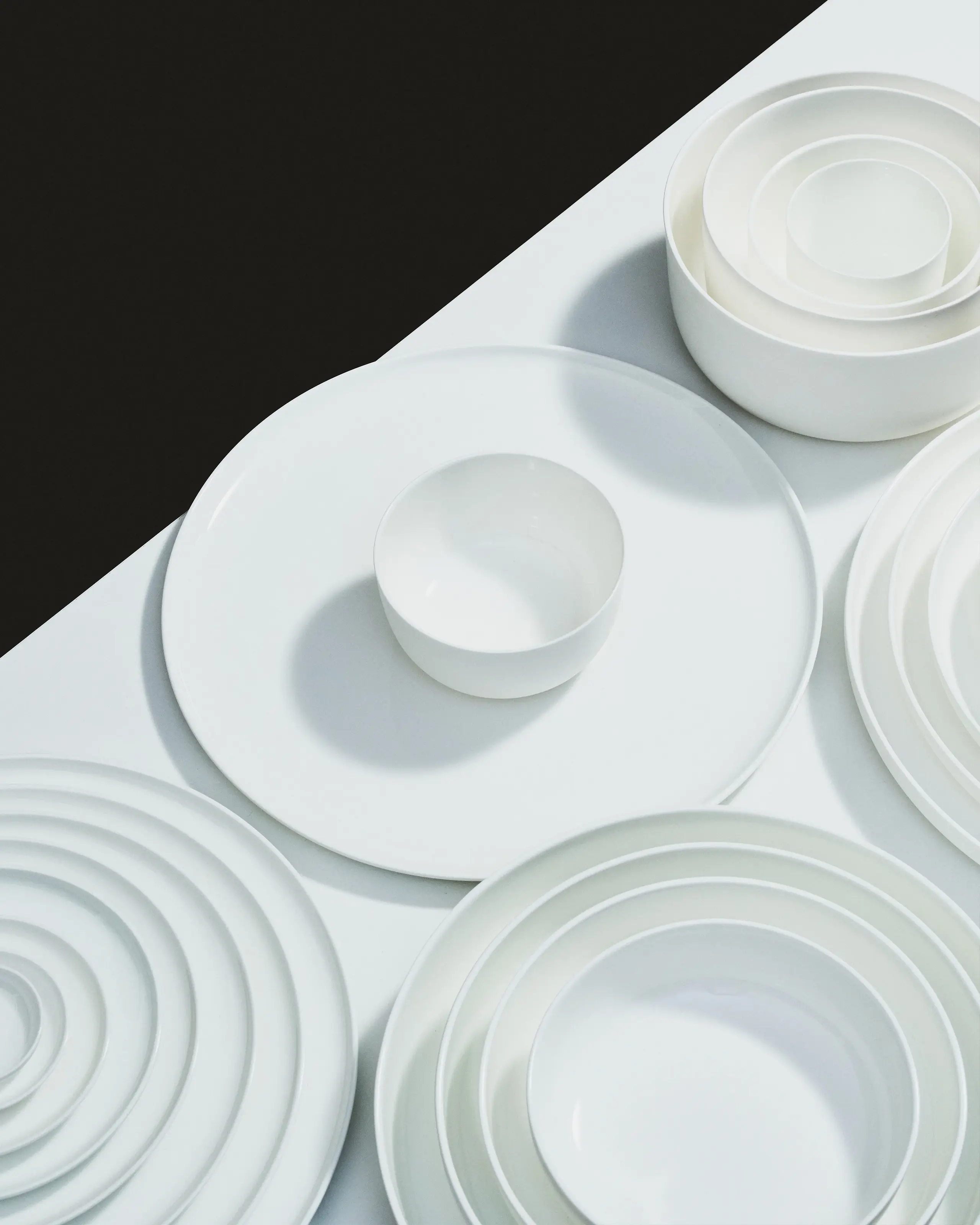 Serax - Misa - Deep Plate Base - White L