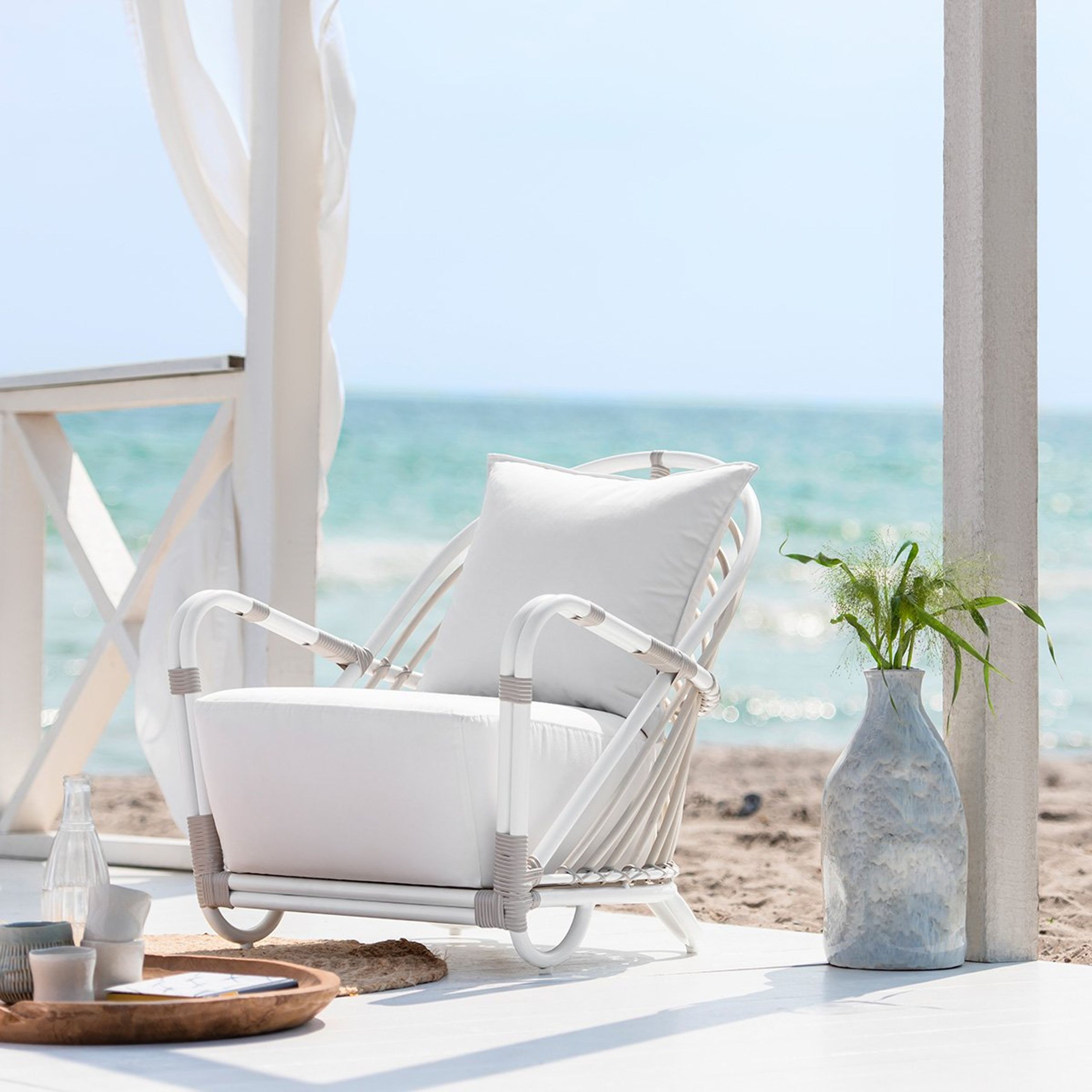 Sika - Sessel - Charlottenborg Exterior Armchair - White - Coffee