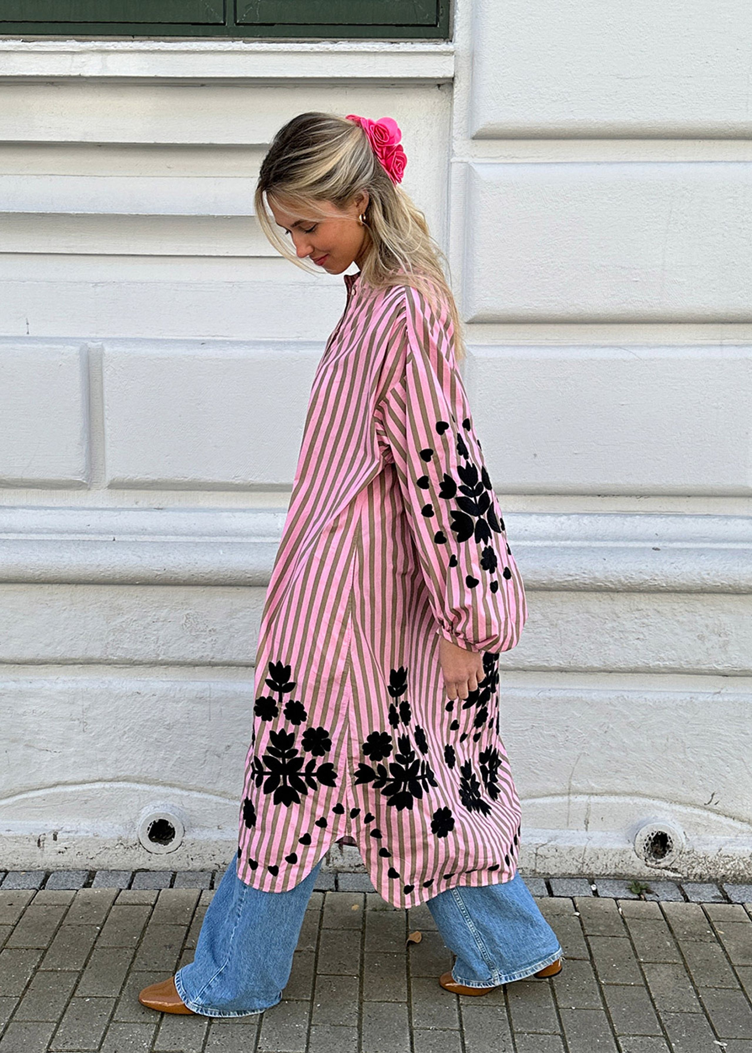Sissel Edelbo - Šaty - Rikke Dress - Pink Stripes