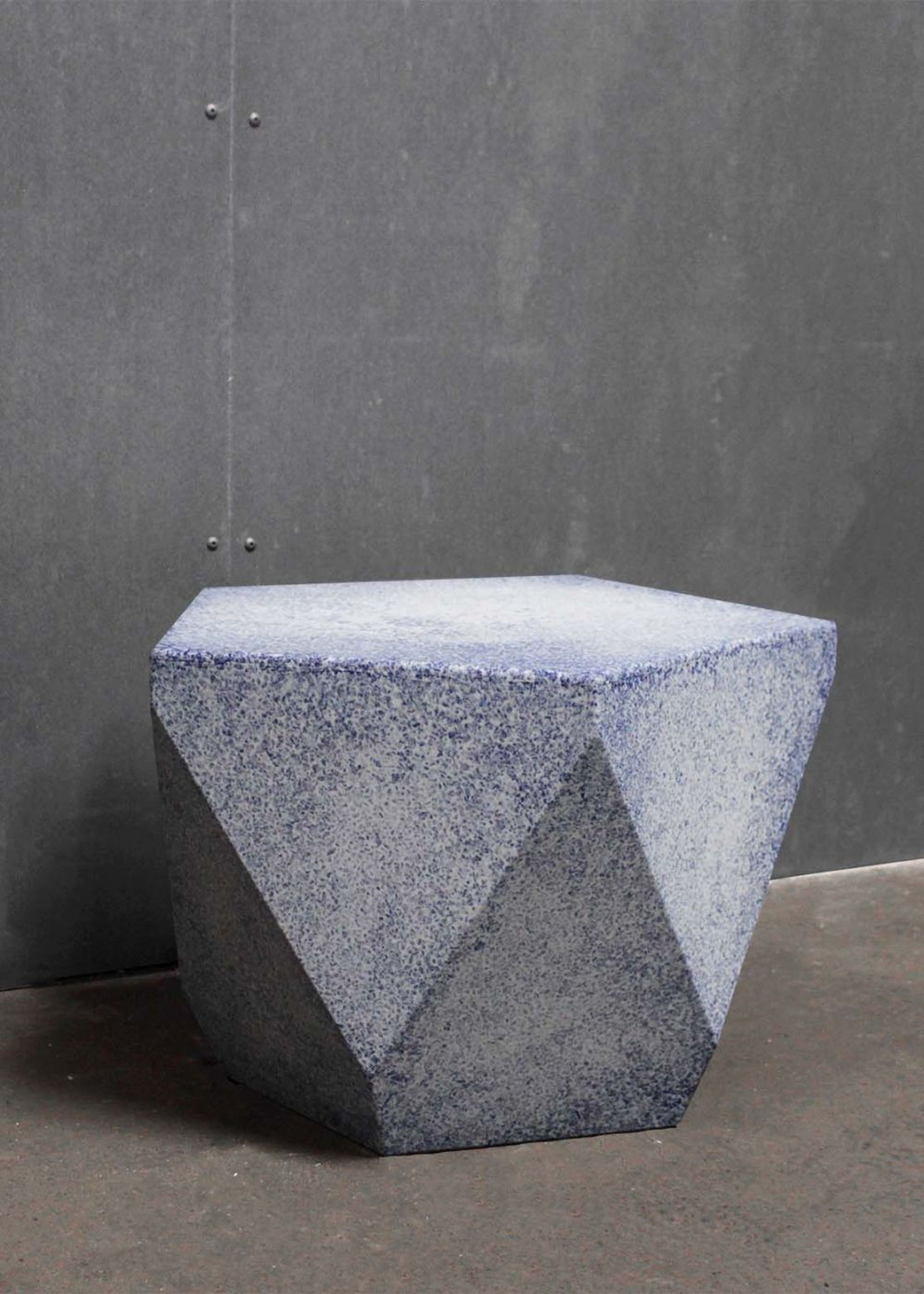 SMALLrevolution - Table - ANNIE TABLE - GLACIER