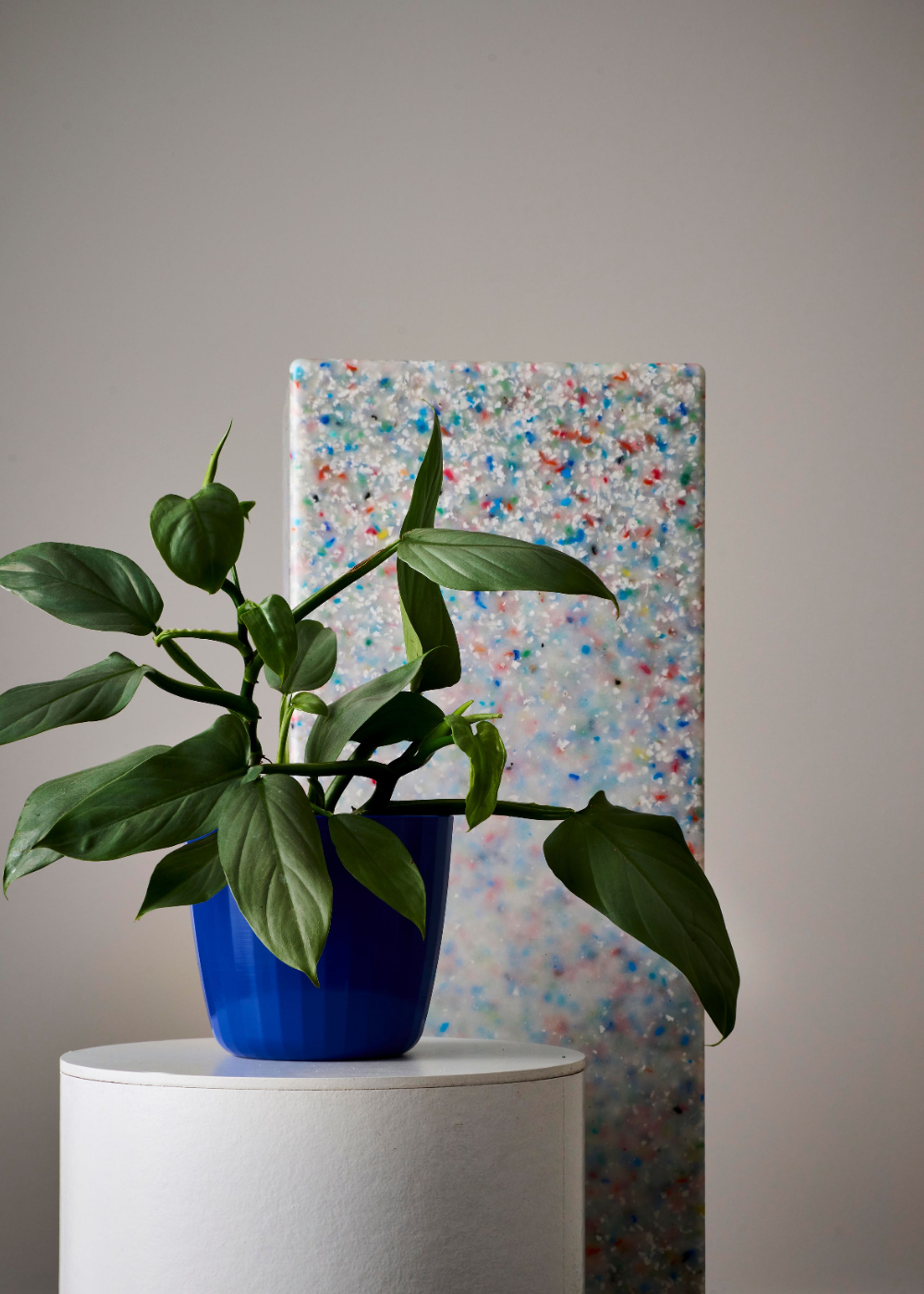 SMALLrevolution - Jar - Berta Flowerpot - Glacier