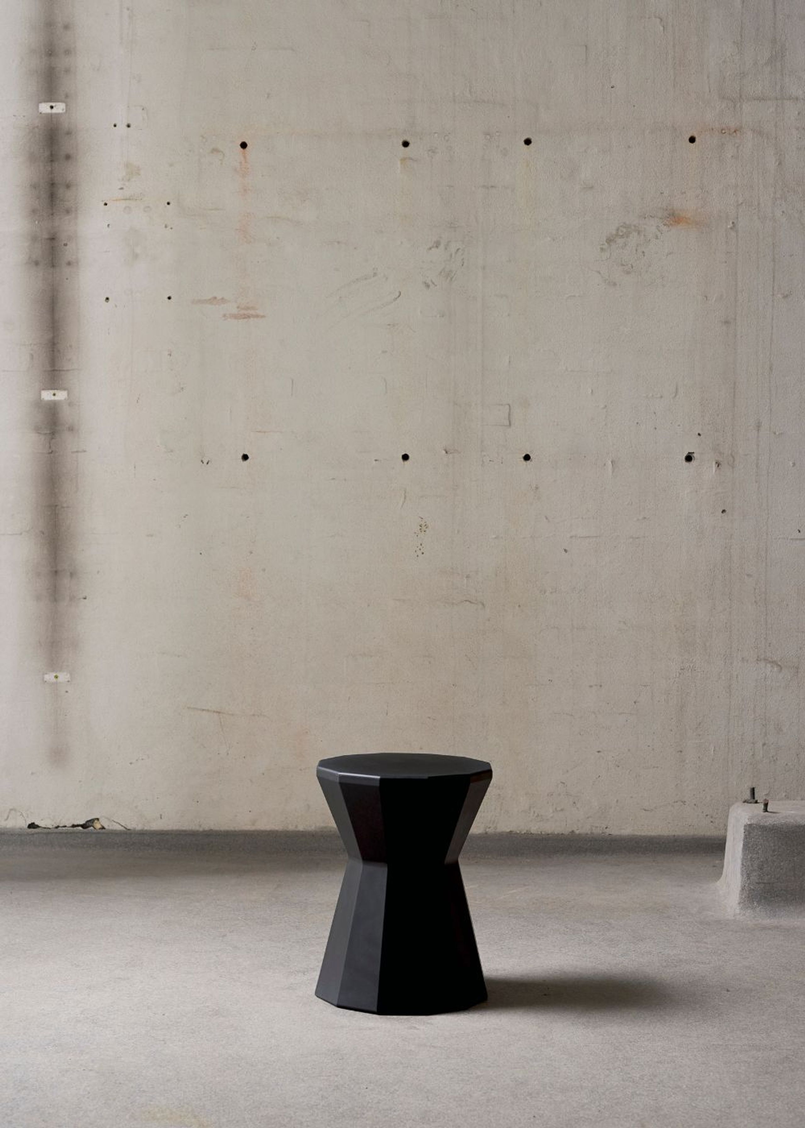 SMALLrevolution - Stool - MABEL - PANTHER