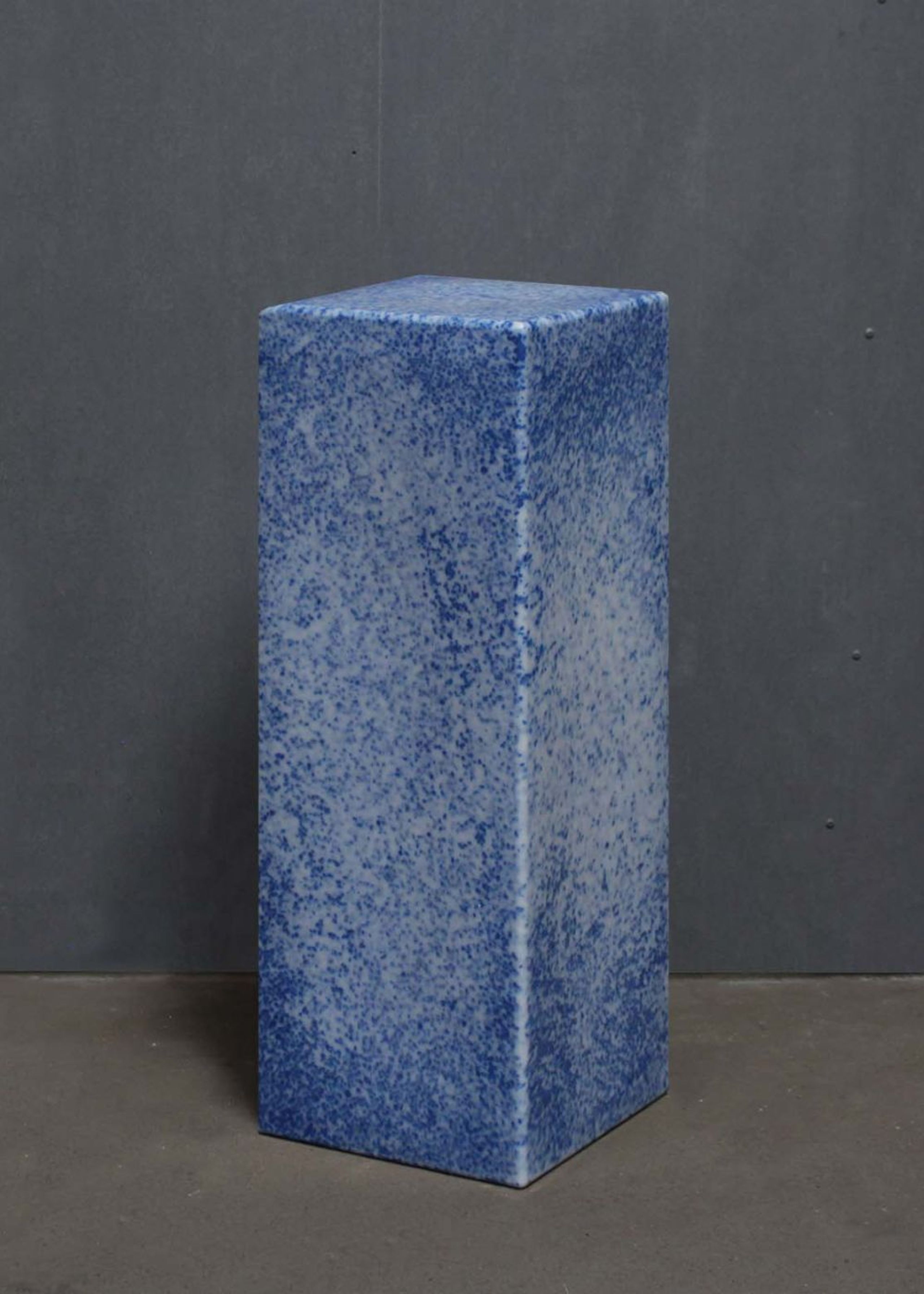 SMALLrevolution - Sofabord - Sigrid Table - Medium - Glacier