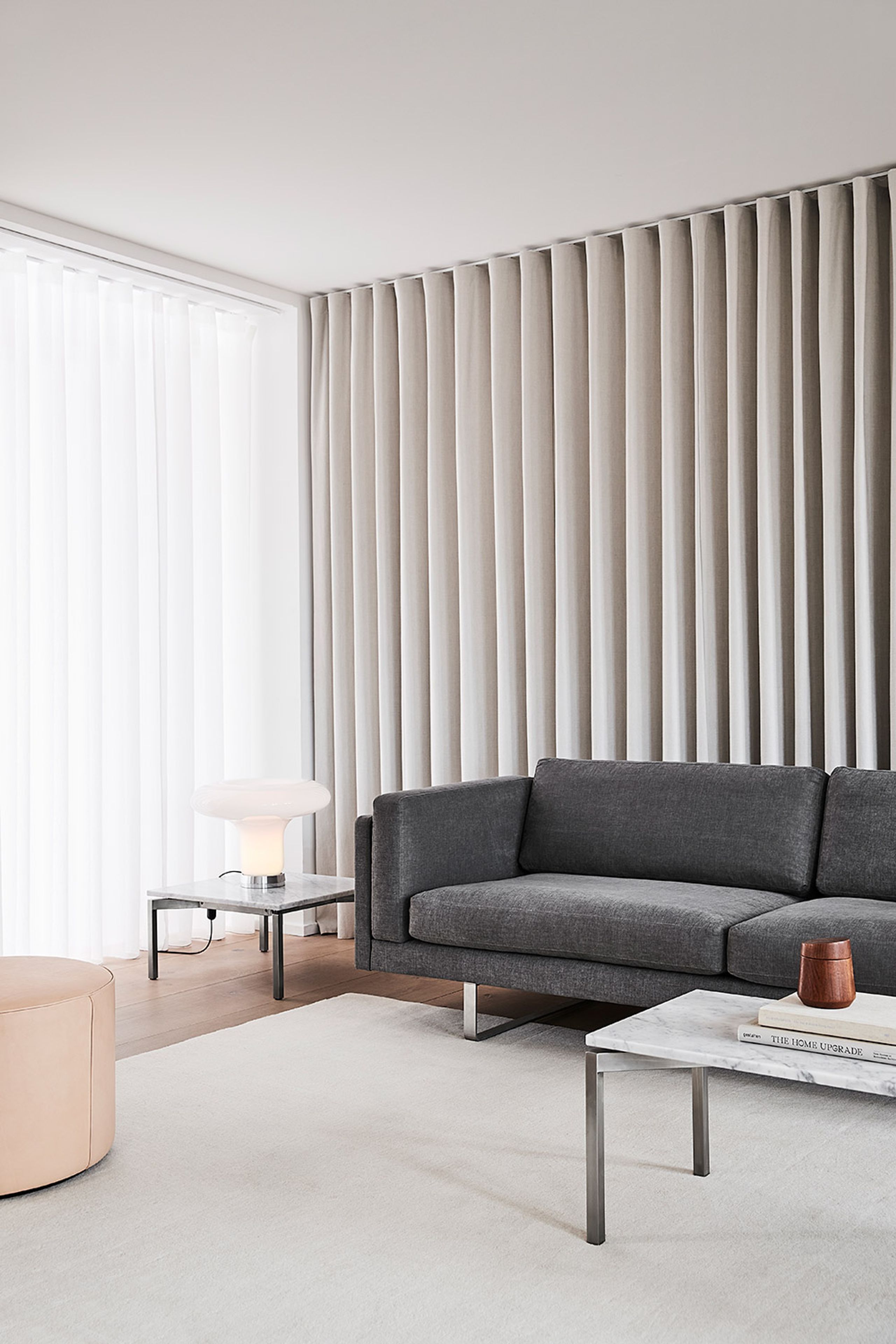  - Couch - EJ280 2 Seater Sofa 8052 by Erik Jørgensen Studio - Foss 102