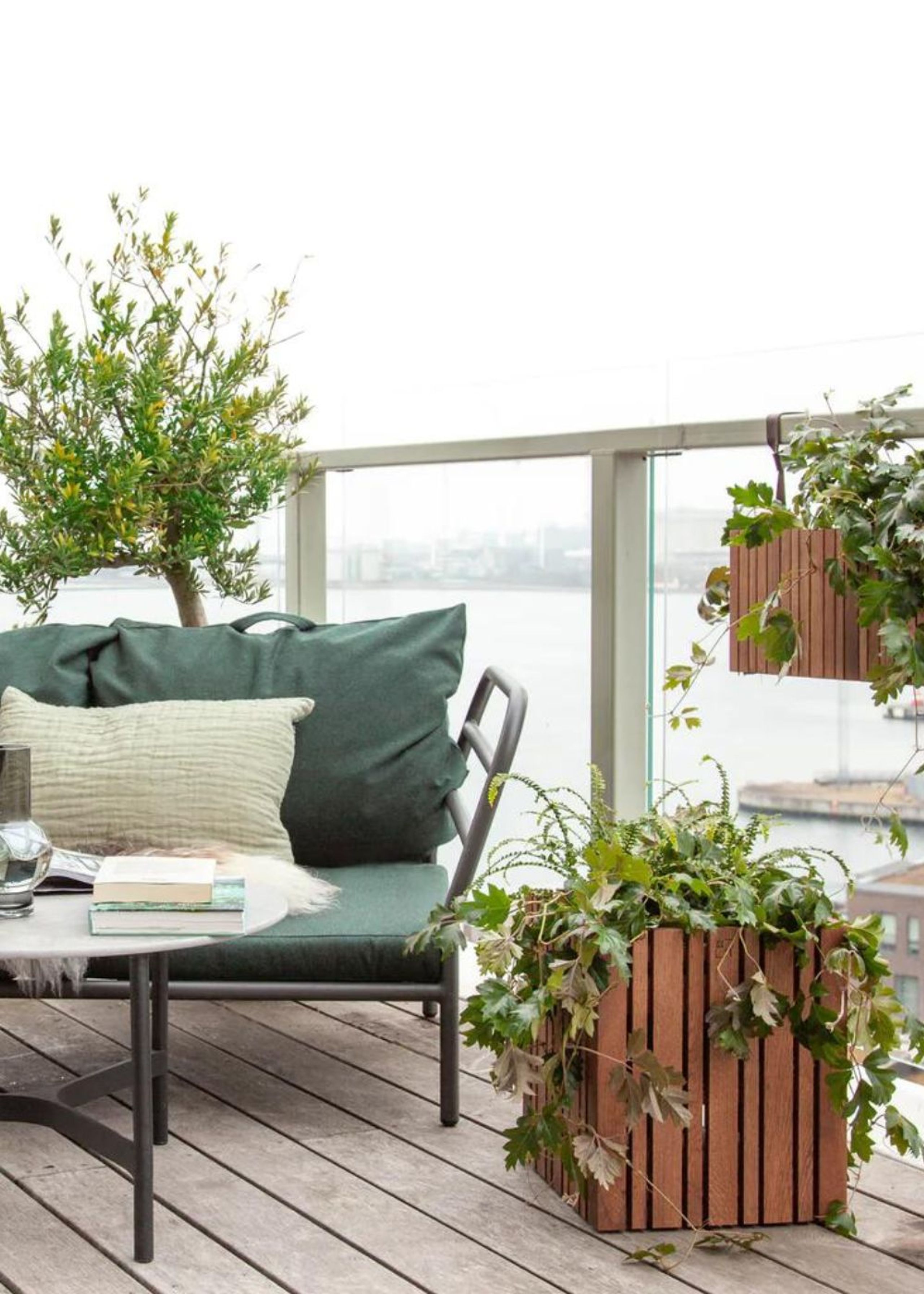 SQUARELY CPH - Plant Box - GrowMORE - Natural Oak (For indoor use only)