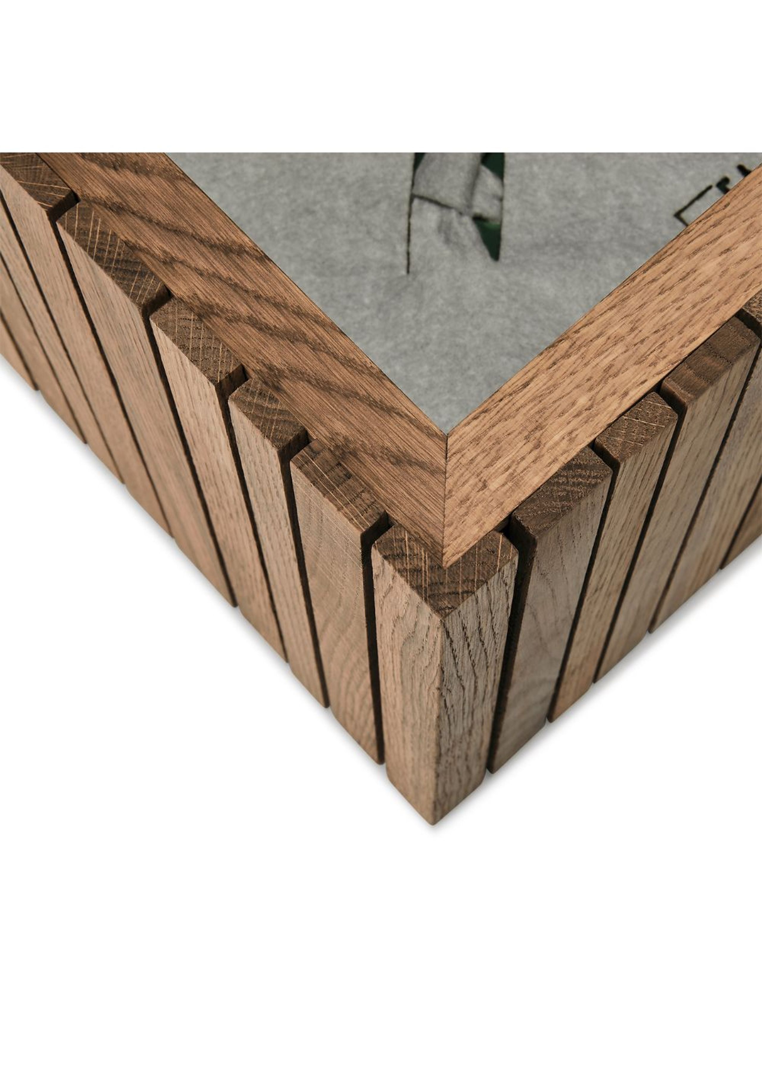 SQUARELY CPH - Plantekasse - GrowON Wall - Black Ash