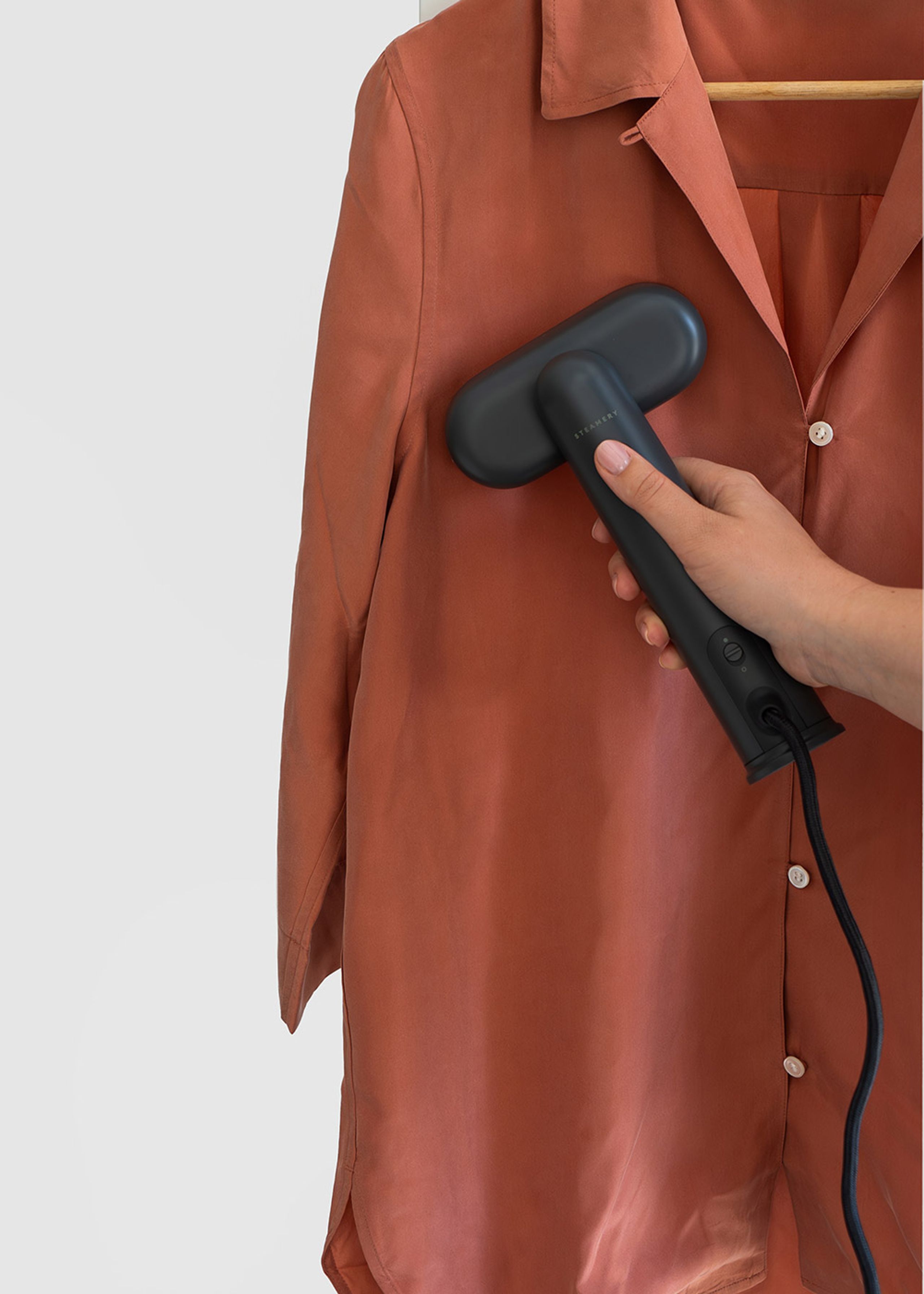 STEAMERY - Steamer - Cirrus Lite Travel Steamer - Charcoal