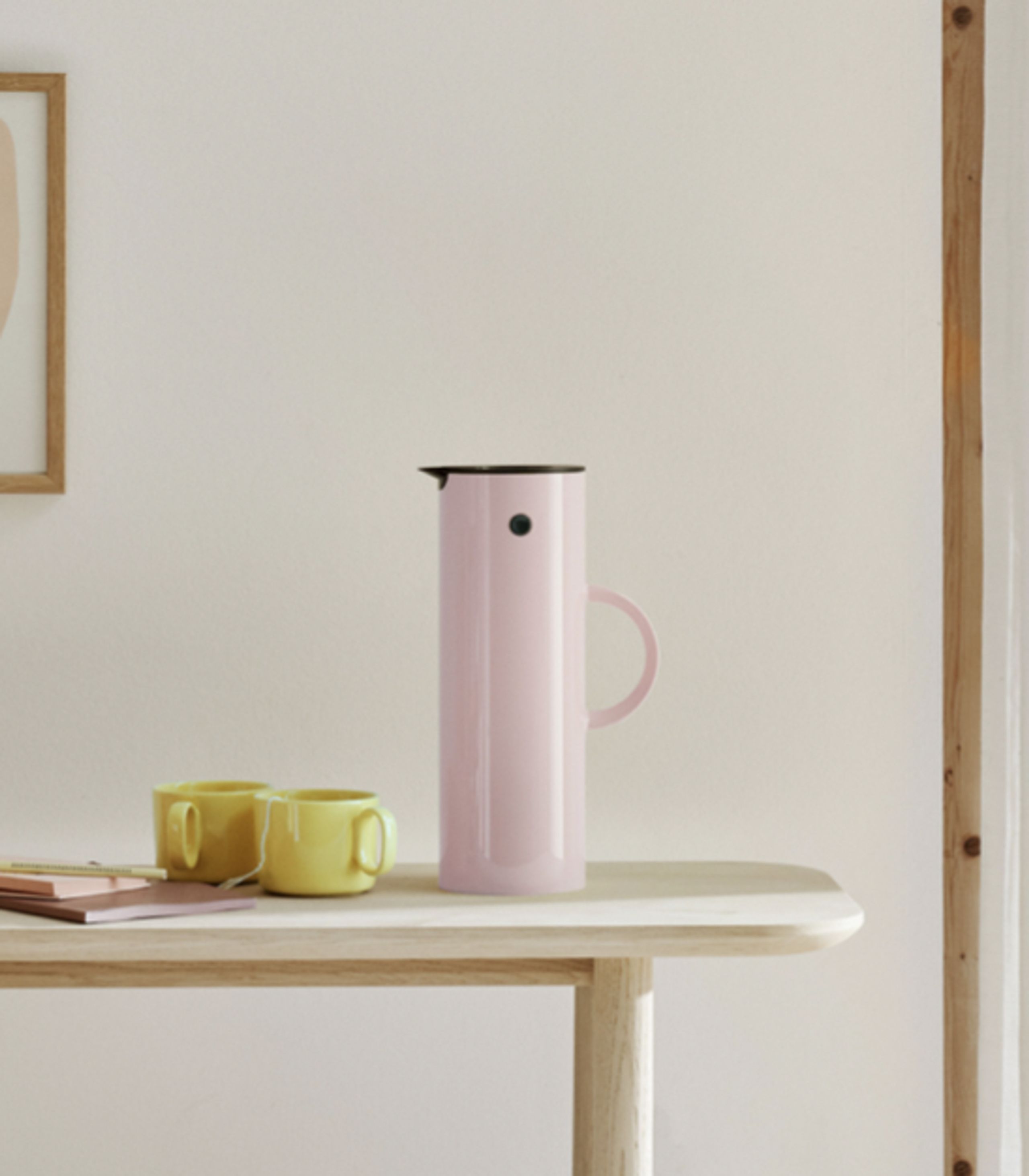 Stelton - Termoska - EM77 Vacuum Jug 1 L - Brushed Brass