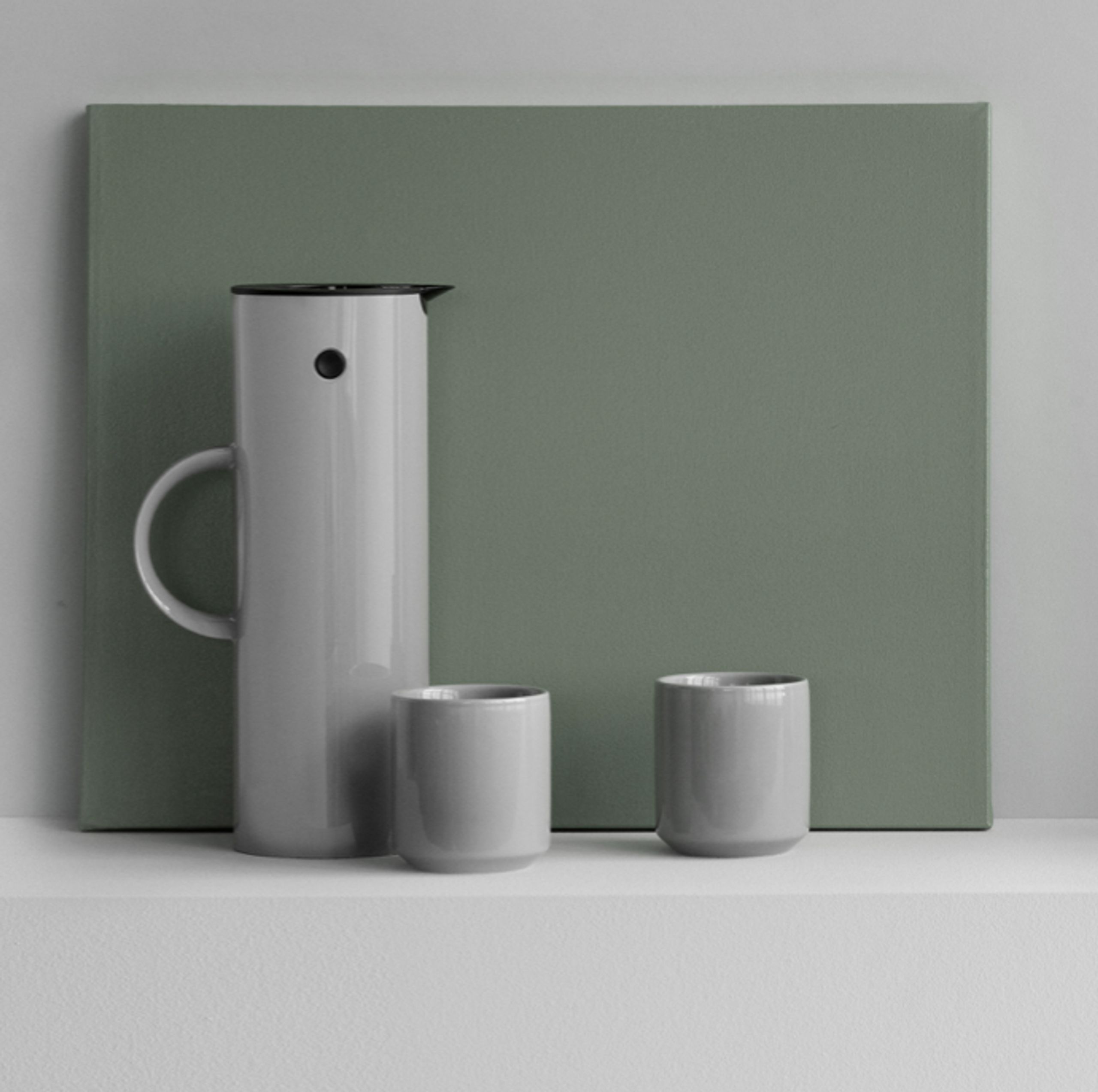 Stelton - Termoska - EM77 Vacuum Jug 1 L - Red