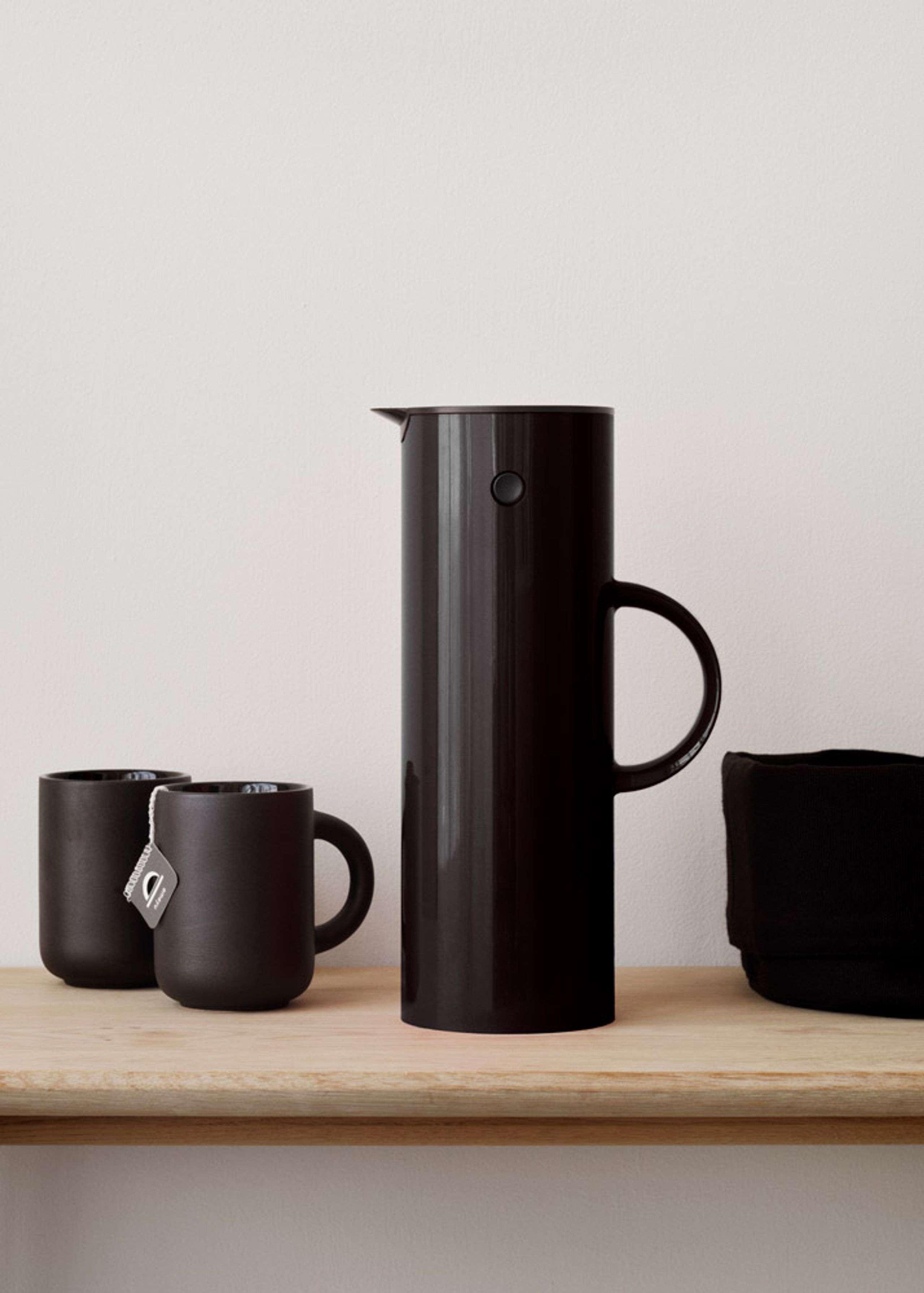 Stelton - Thermos - EM77 Vacuum Jug 1 L - Soft Sand