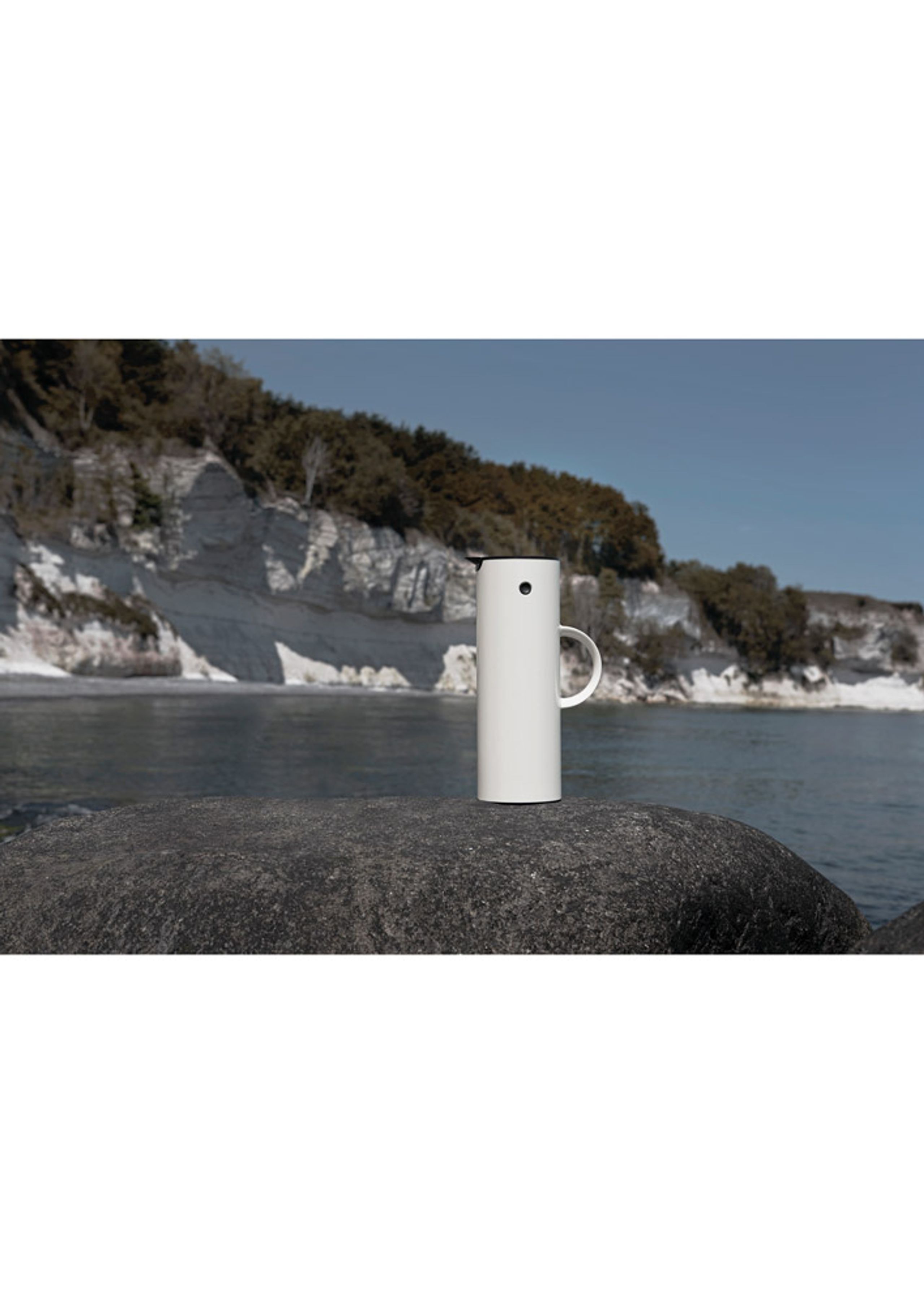 Stelton - Thermos - EM77 Vacuum Jug 1 L - Soft Sand