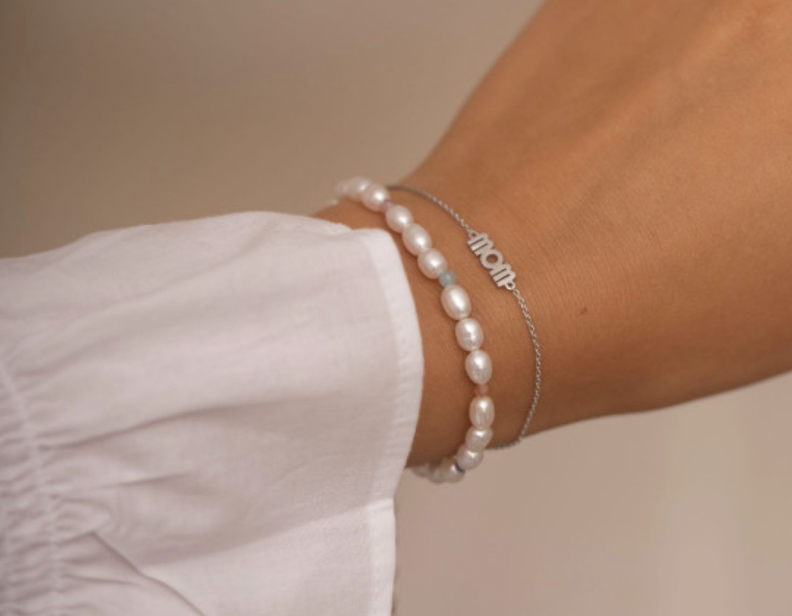 Stine A - Náramek - White Pearls and Candy stones Bracelet Gold - Gold