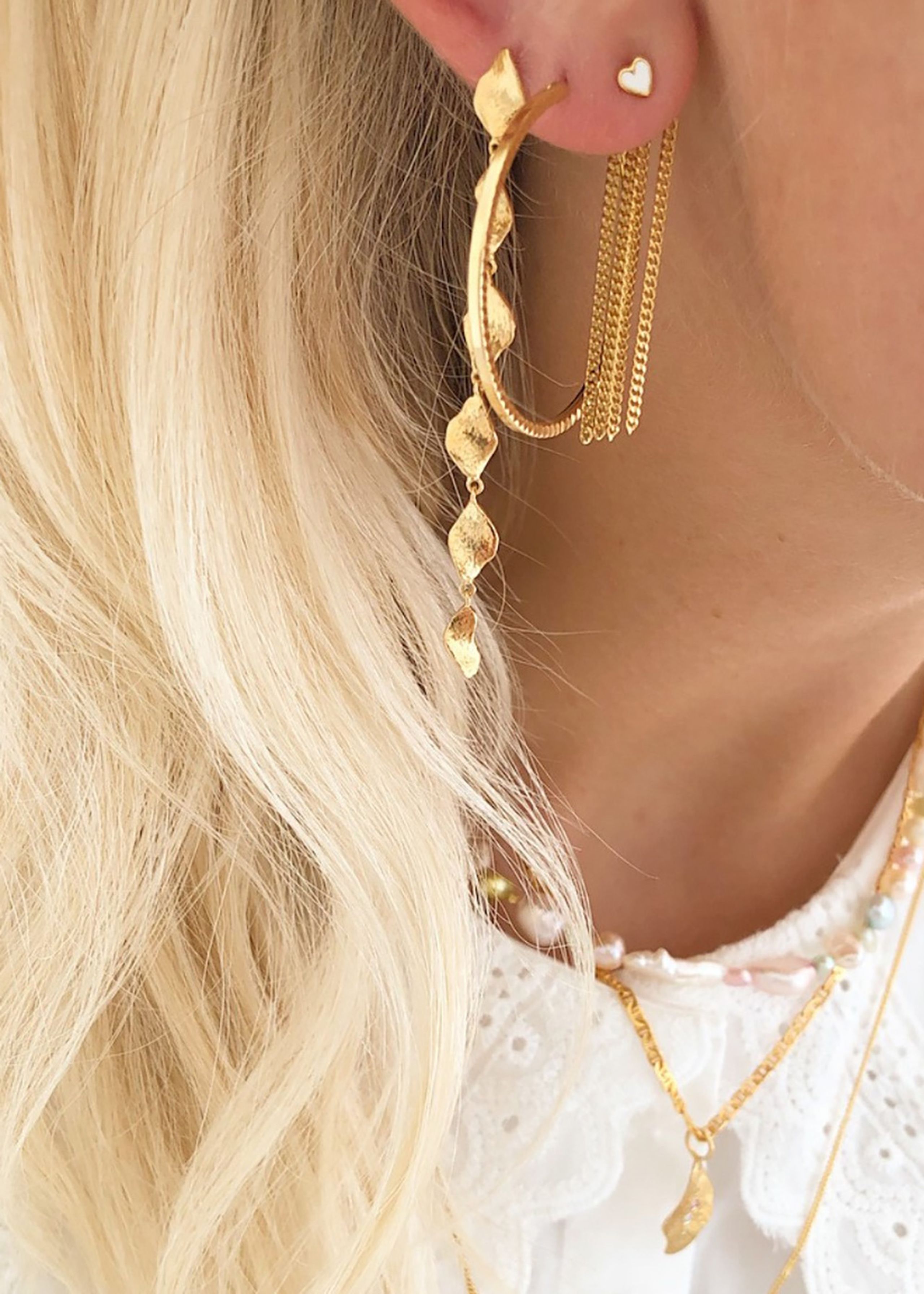 Stine A - Earring - Six Dangling Ile de L'amour Long Earring - Gold