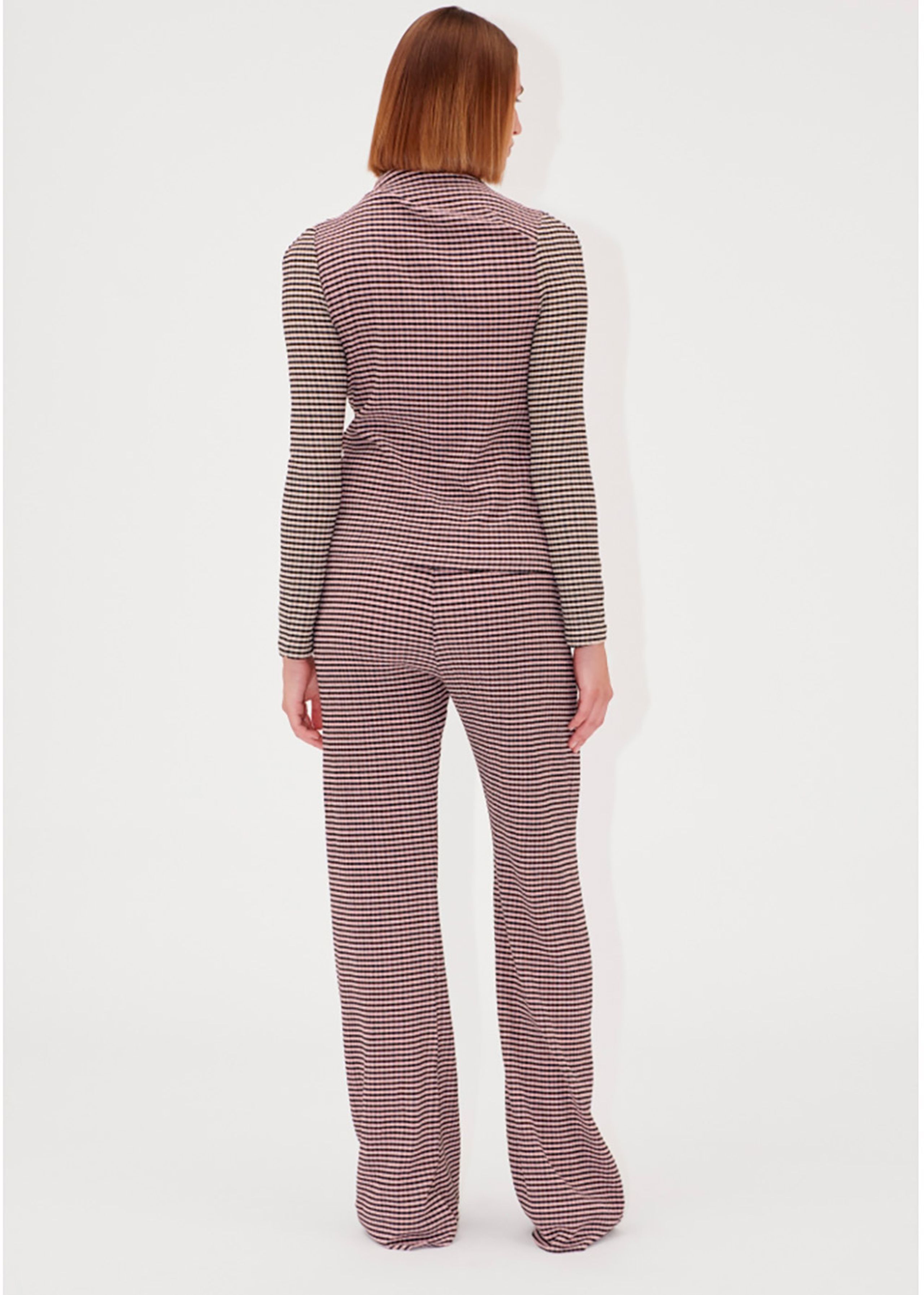 Stine Goya - Bluse - Long Sleeve Pleated Shoulder Top - Pink/Black