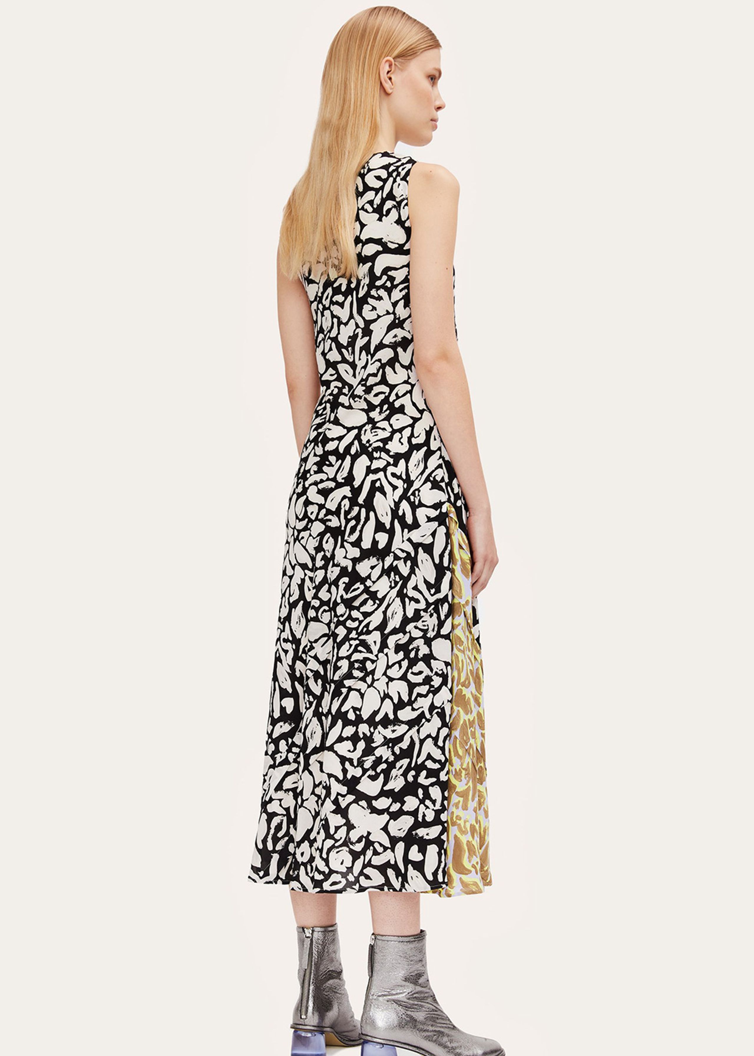 Stine Goya - Jurk - Esther AW21 - Abstract Leaf