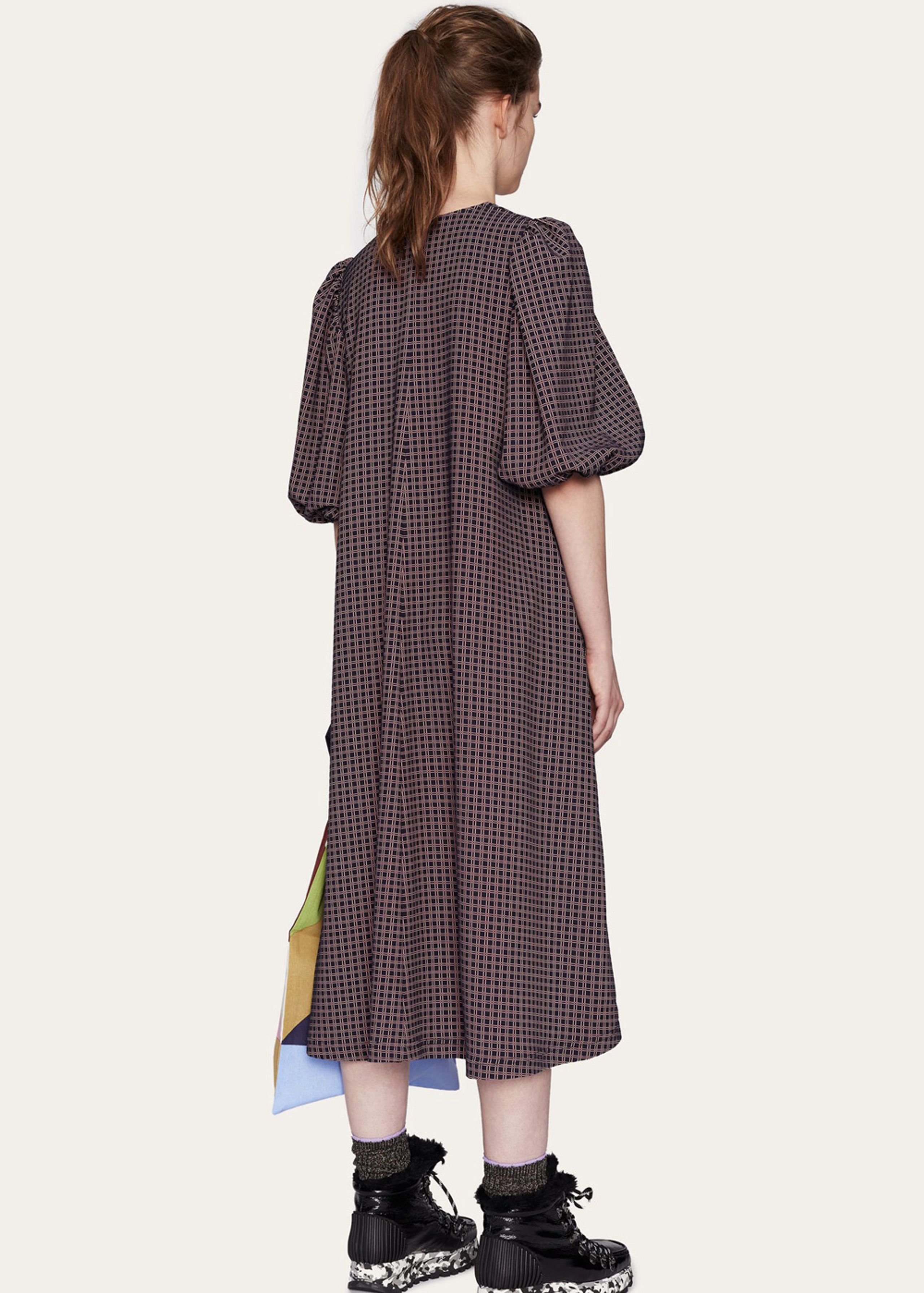 Stine Goya - Klänning - Mavelin SS21 - Grid