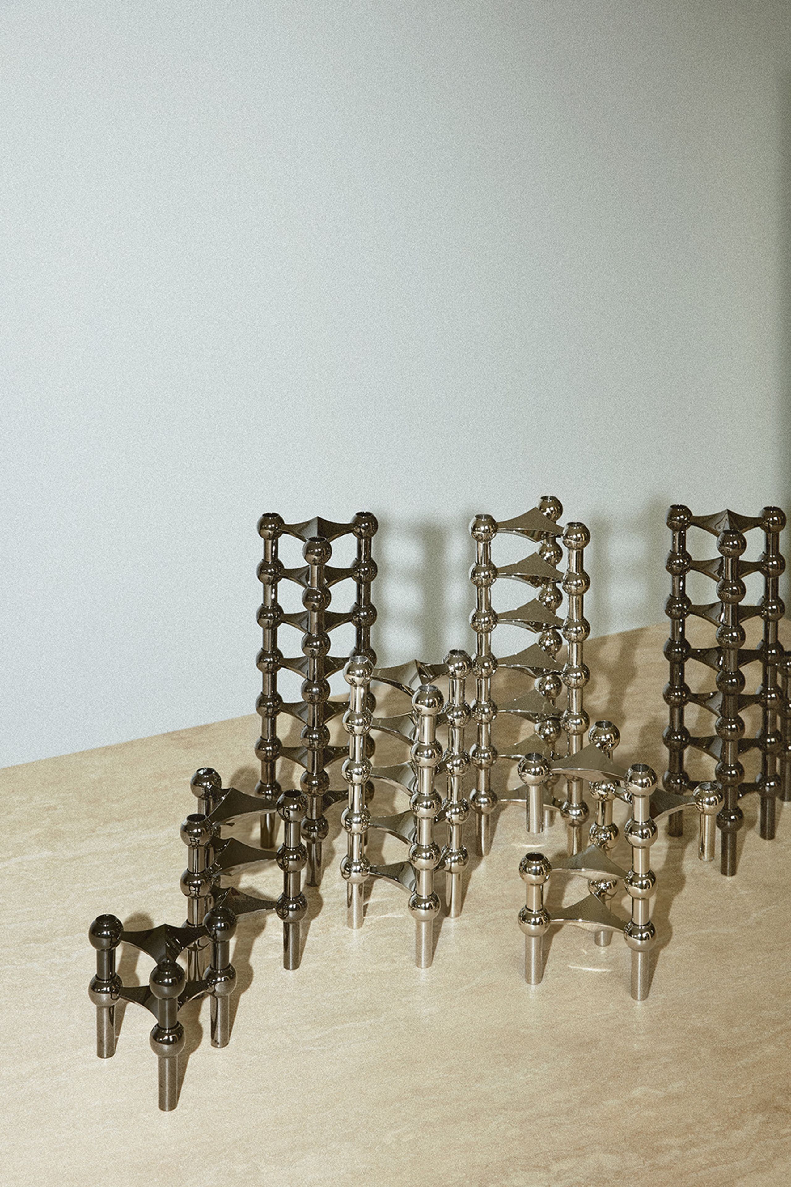 STOFF - Lysestage - Nagel Lysestage - Sort Krom