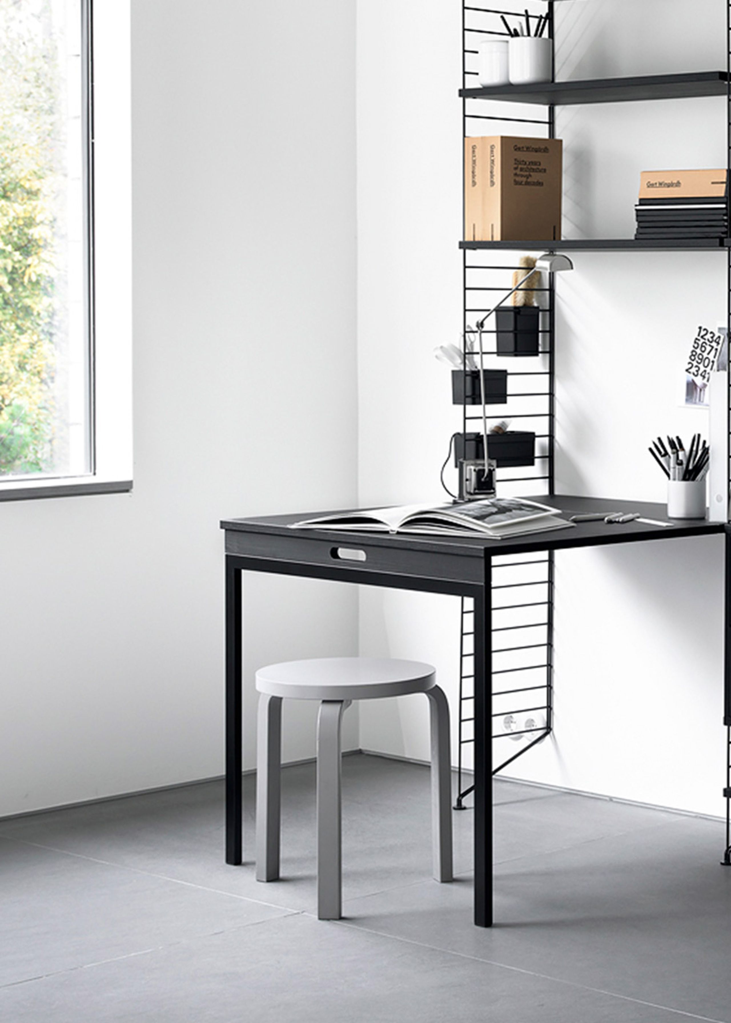 String - Conseil d'administration - Folding Table - Black Stained Ash/Black