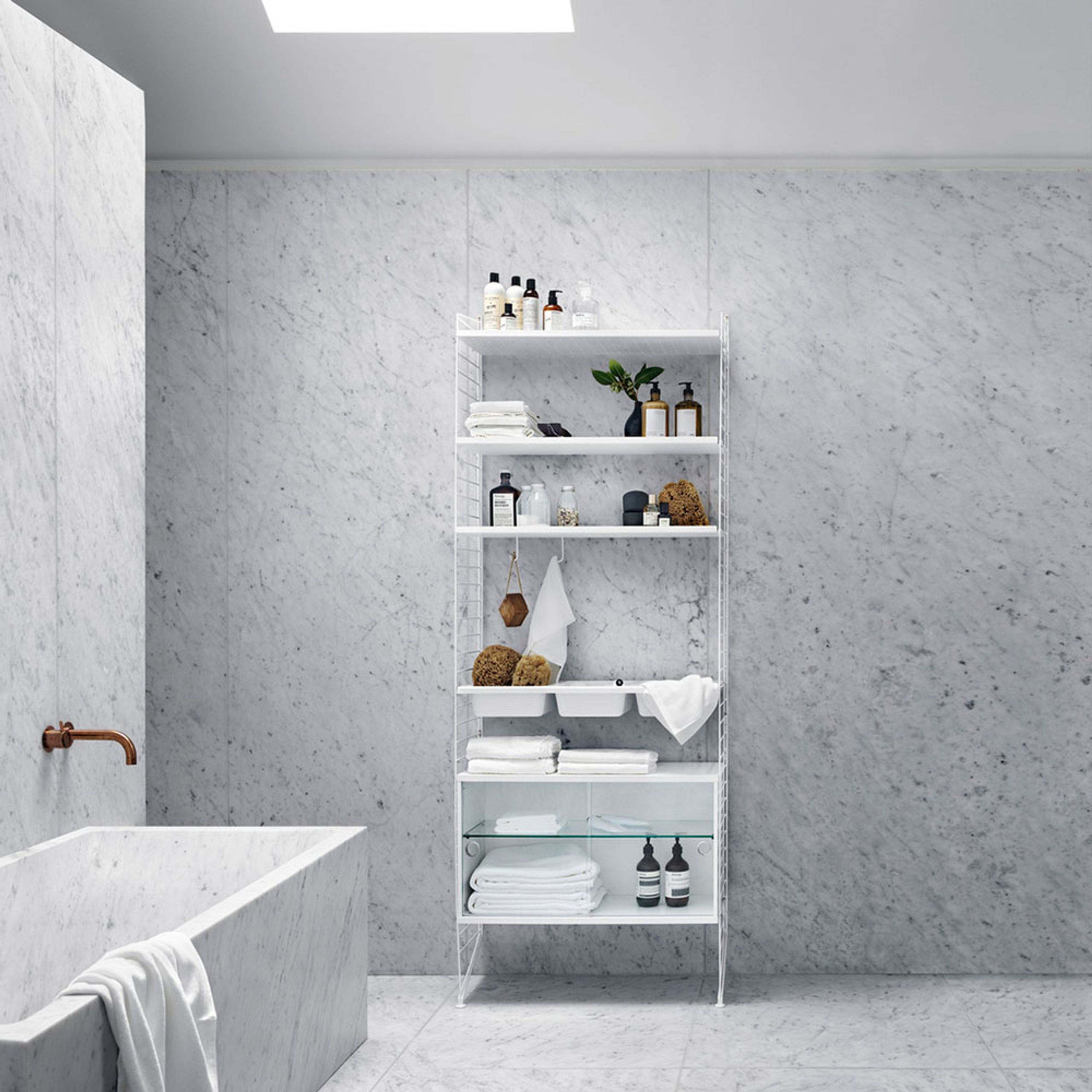 String Furniture - Regalsystem - Bathroom I - White / White