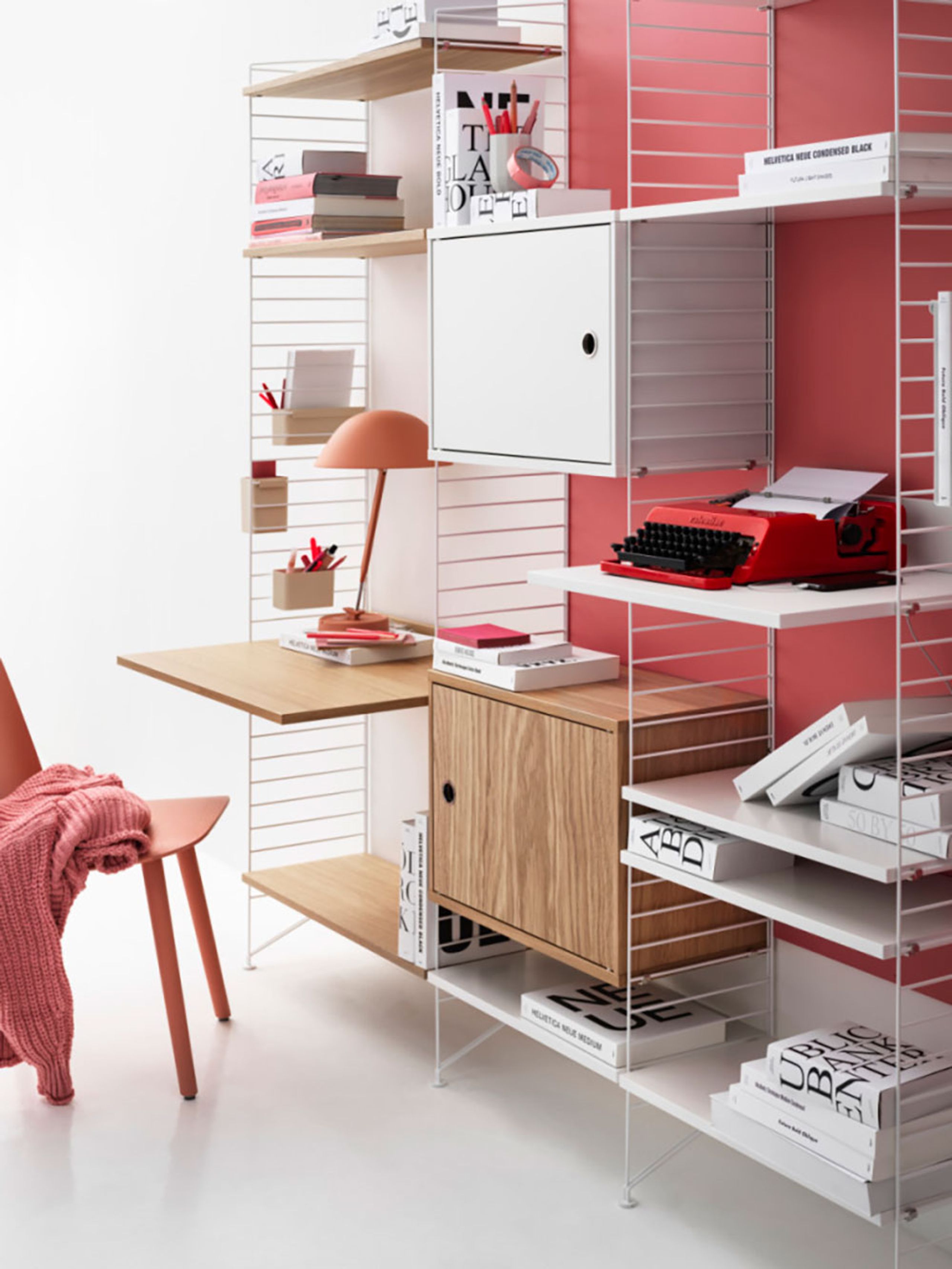 String Furniture - Shelving system - Workspace B - White / White