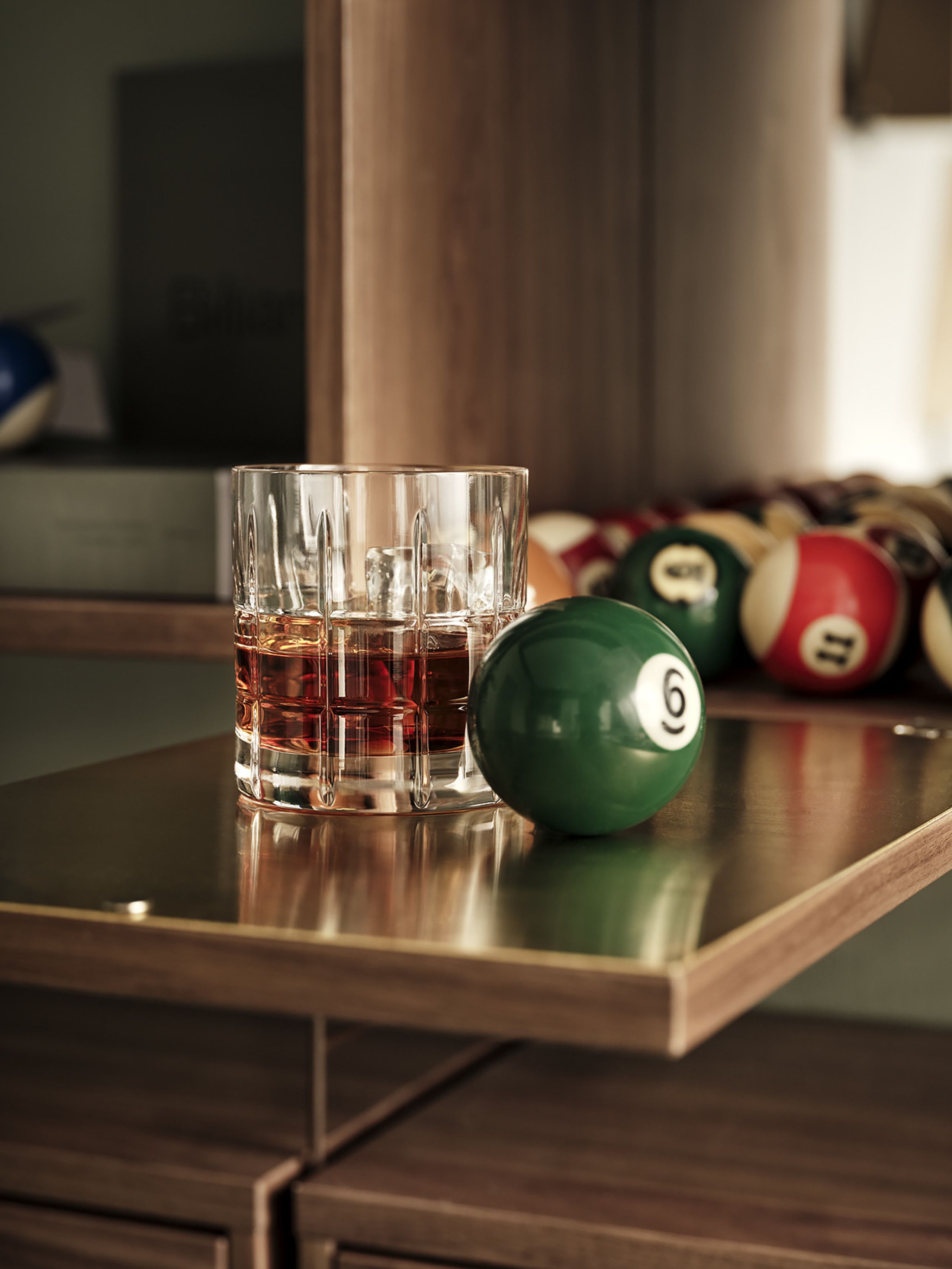 String Furniture - Skab - Tiny Cabinet - Walnut