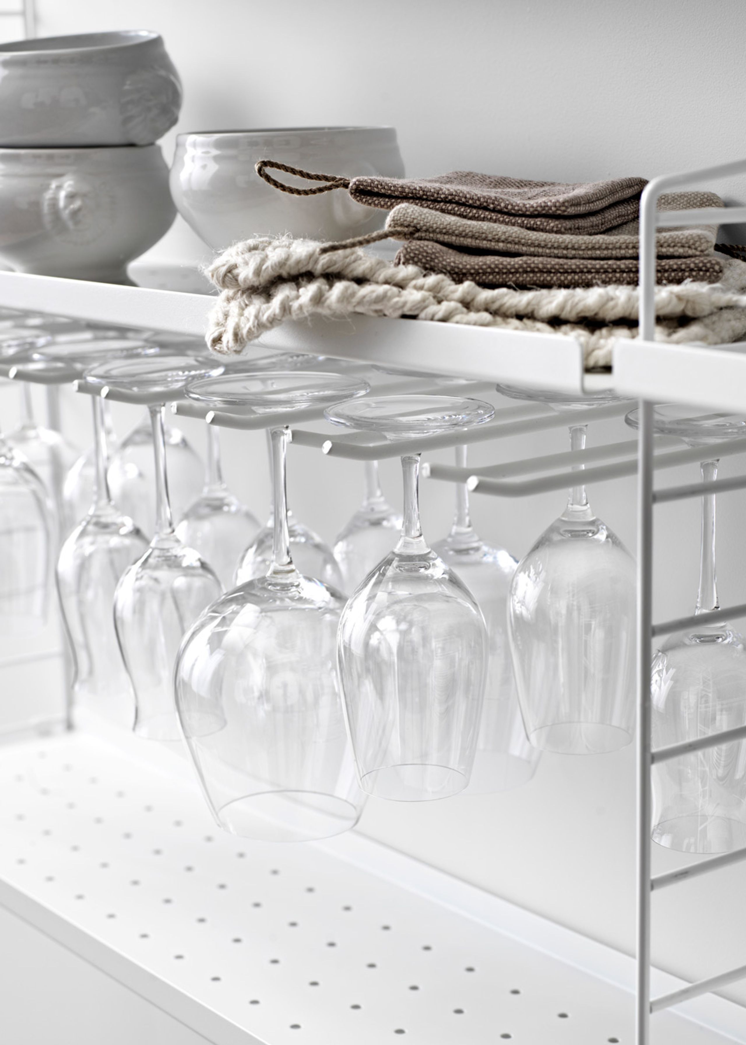 String - Hooks - Hanger Rack - White