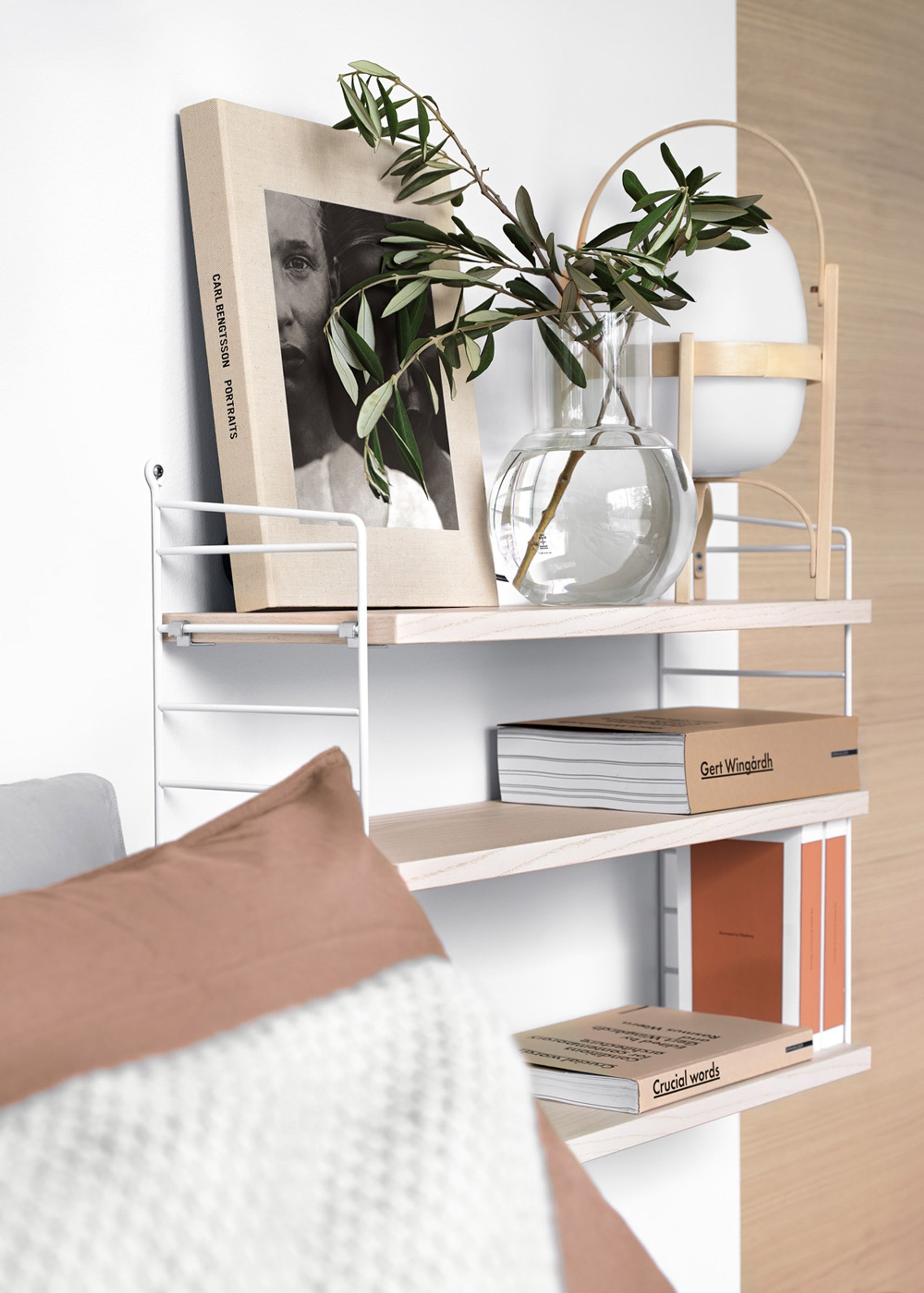 String - Display - Wall Panels 50 - White 20