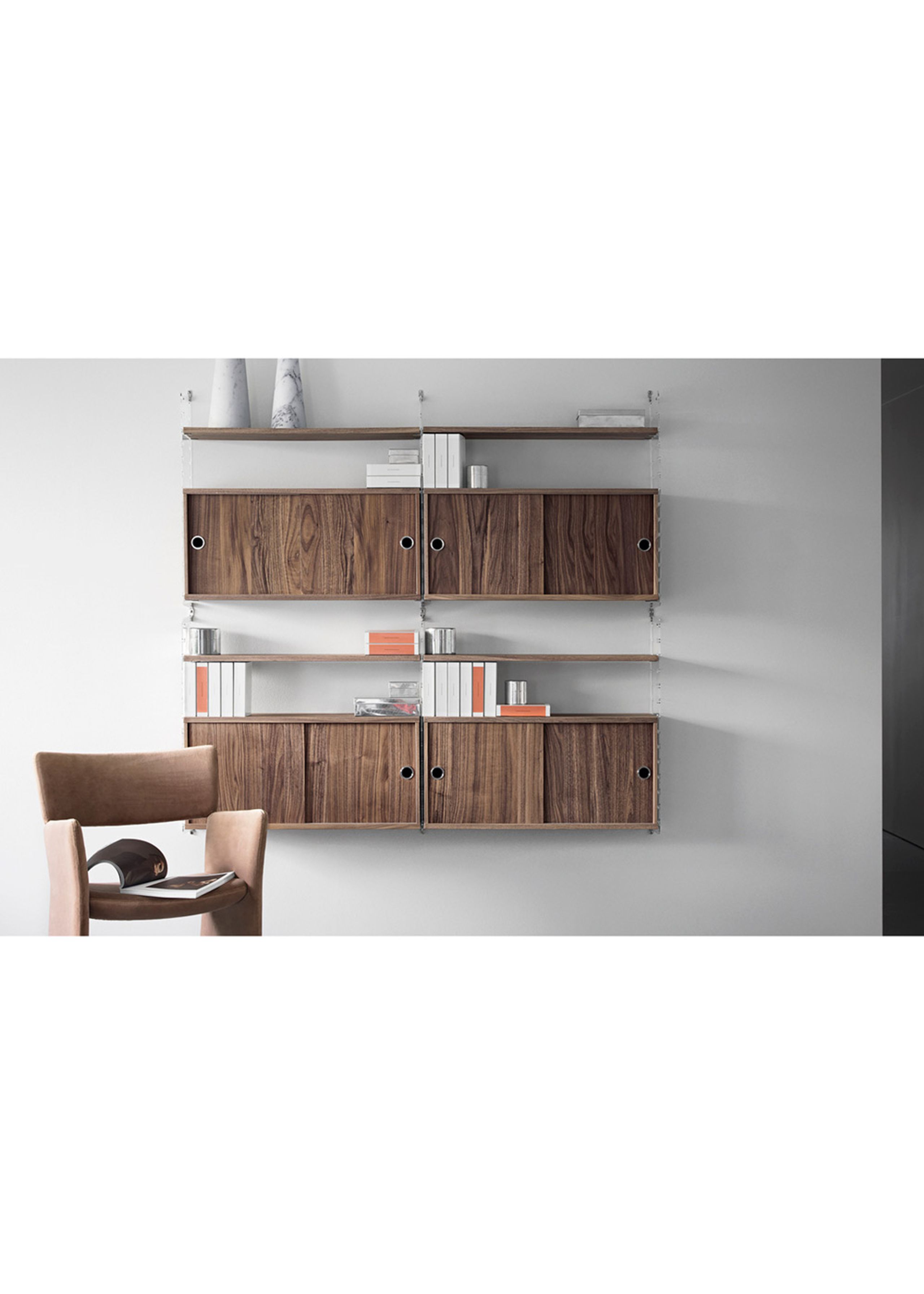 String - Cabinet - Cabinet w/ Sliding Doors - Small - Oak