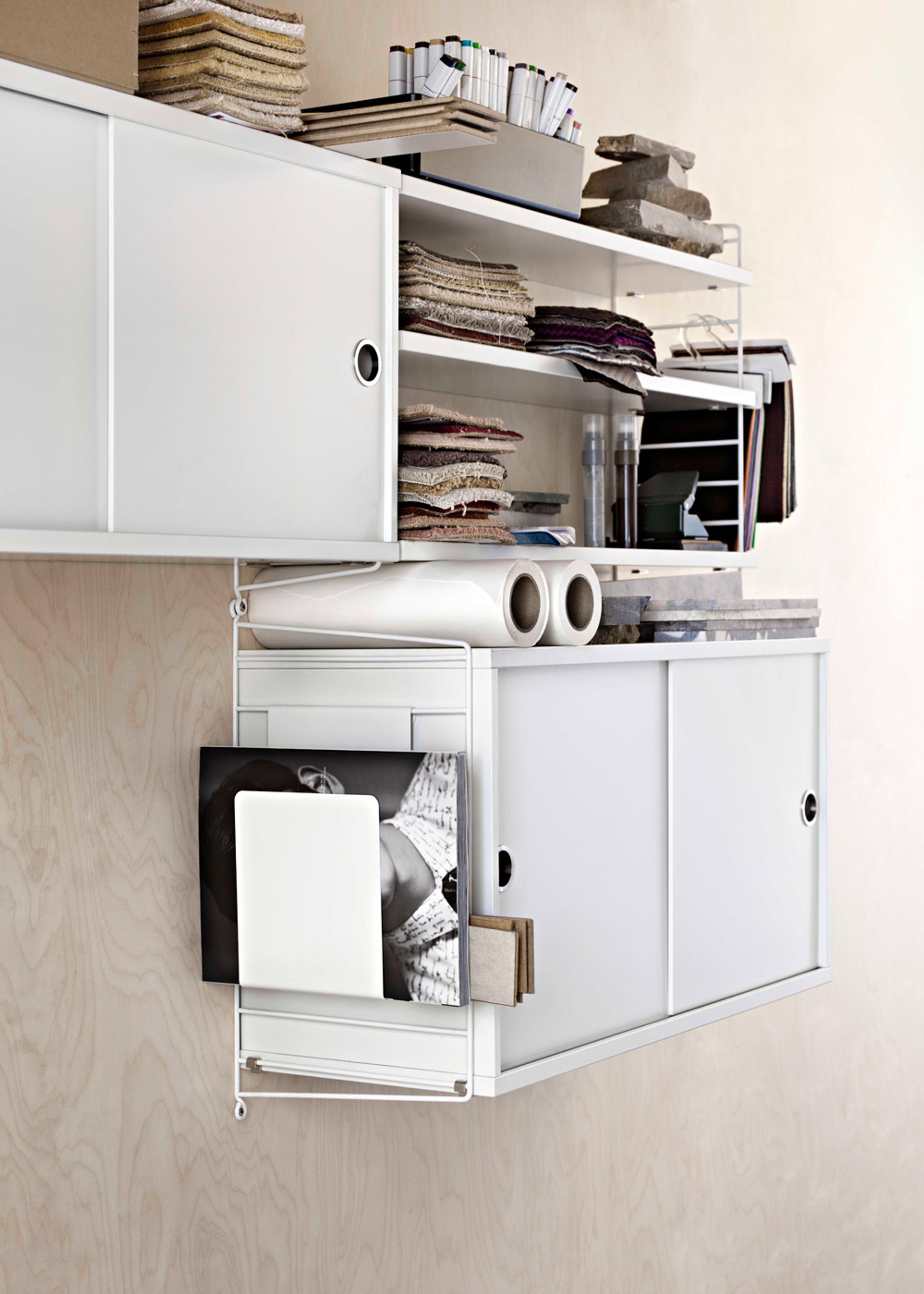 String - Szafka - Cabinet w/ Sliding Doors - Large - Grey