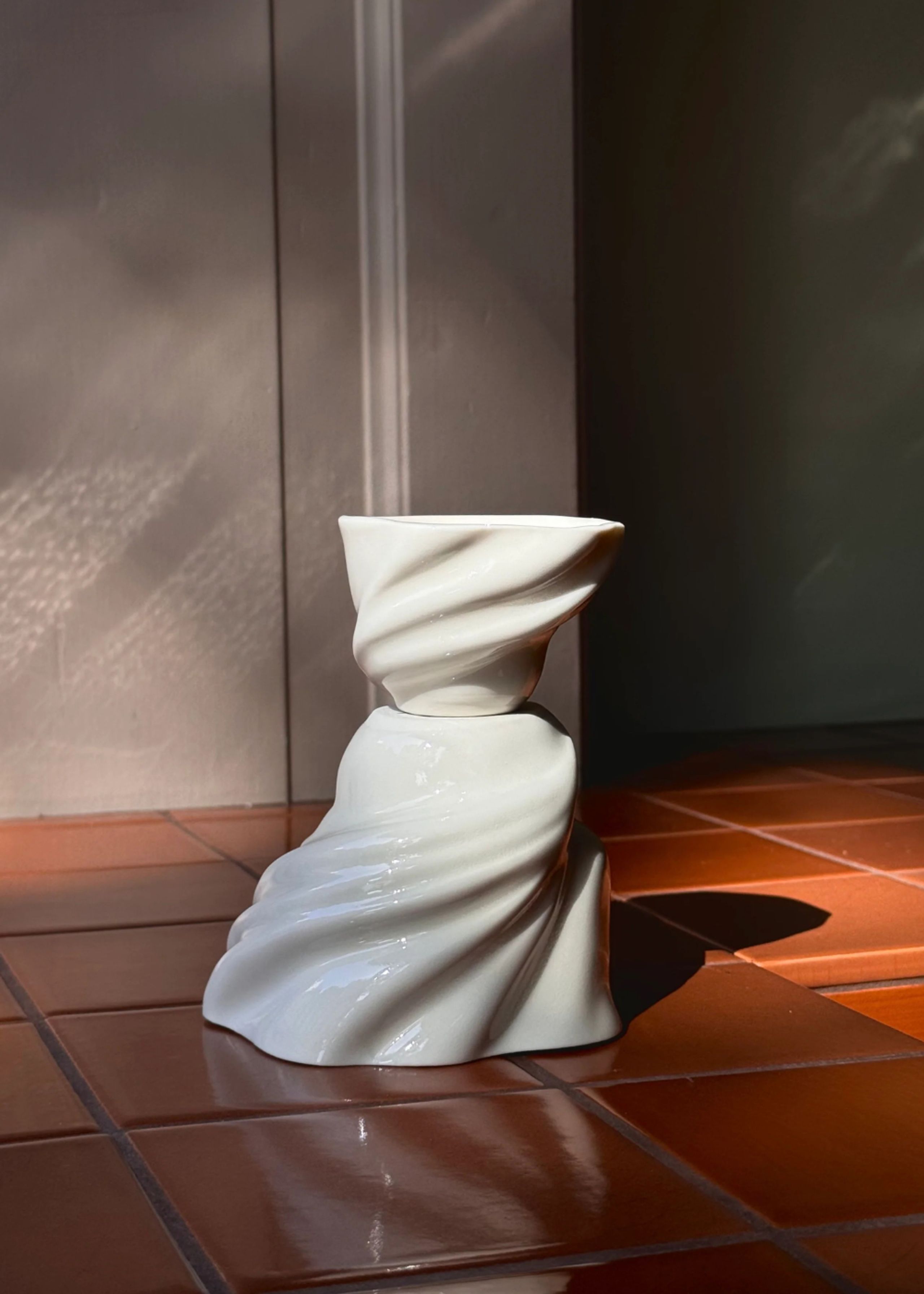 Studio Aarhus - Copiar - Duckling espresso - blank - Hvid