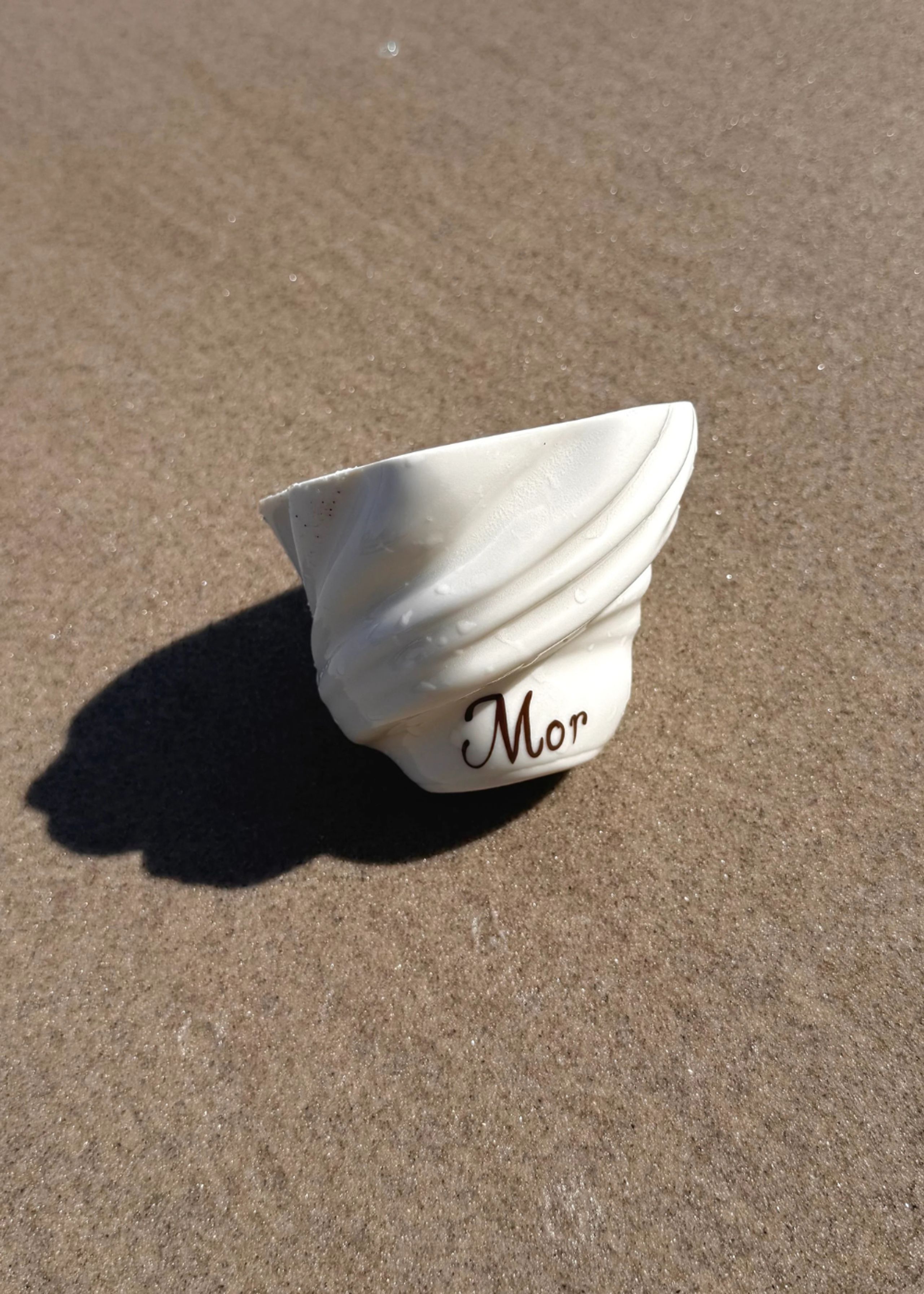 Studio Aarhus - Pohár - Mother cup swan shiny - White