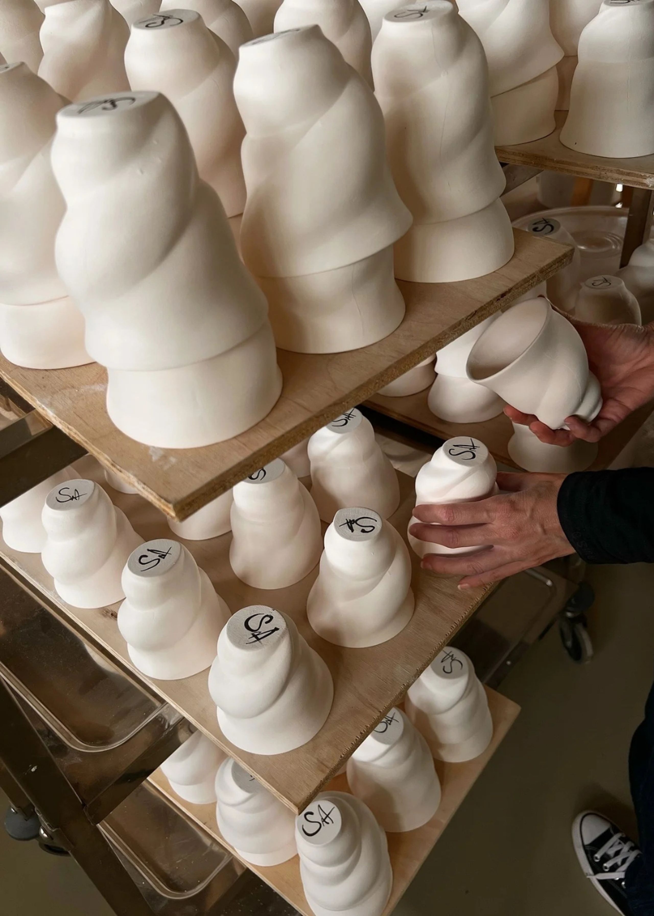 Studio Aarhus - Copie - Sparrow cup - White / brown