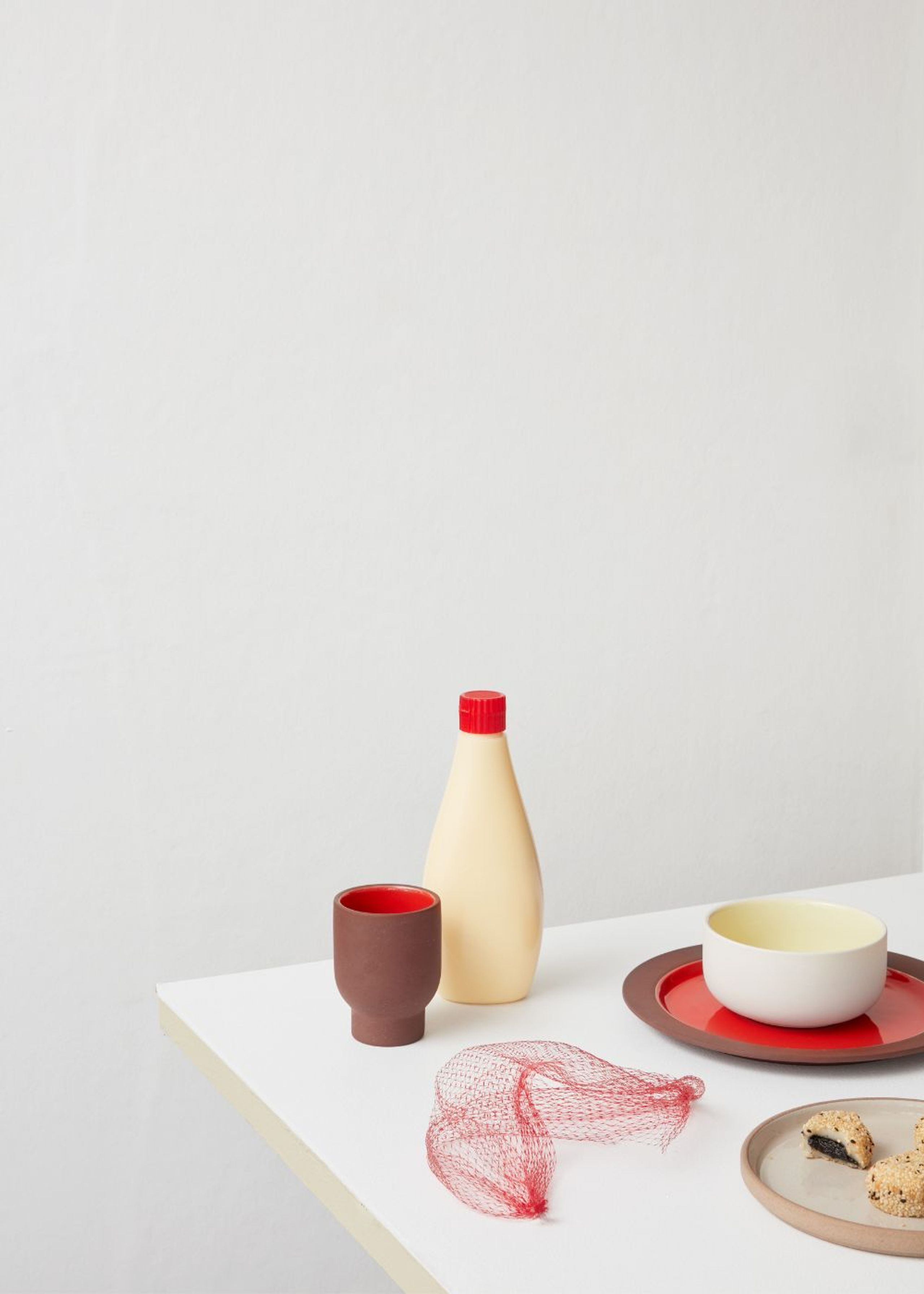 Studio About - Bowl - Clayware Bowl - Medium - 2 pcs - Ivory/Yellow