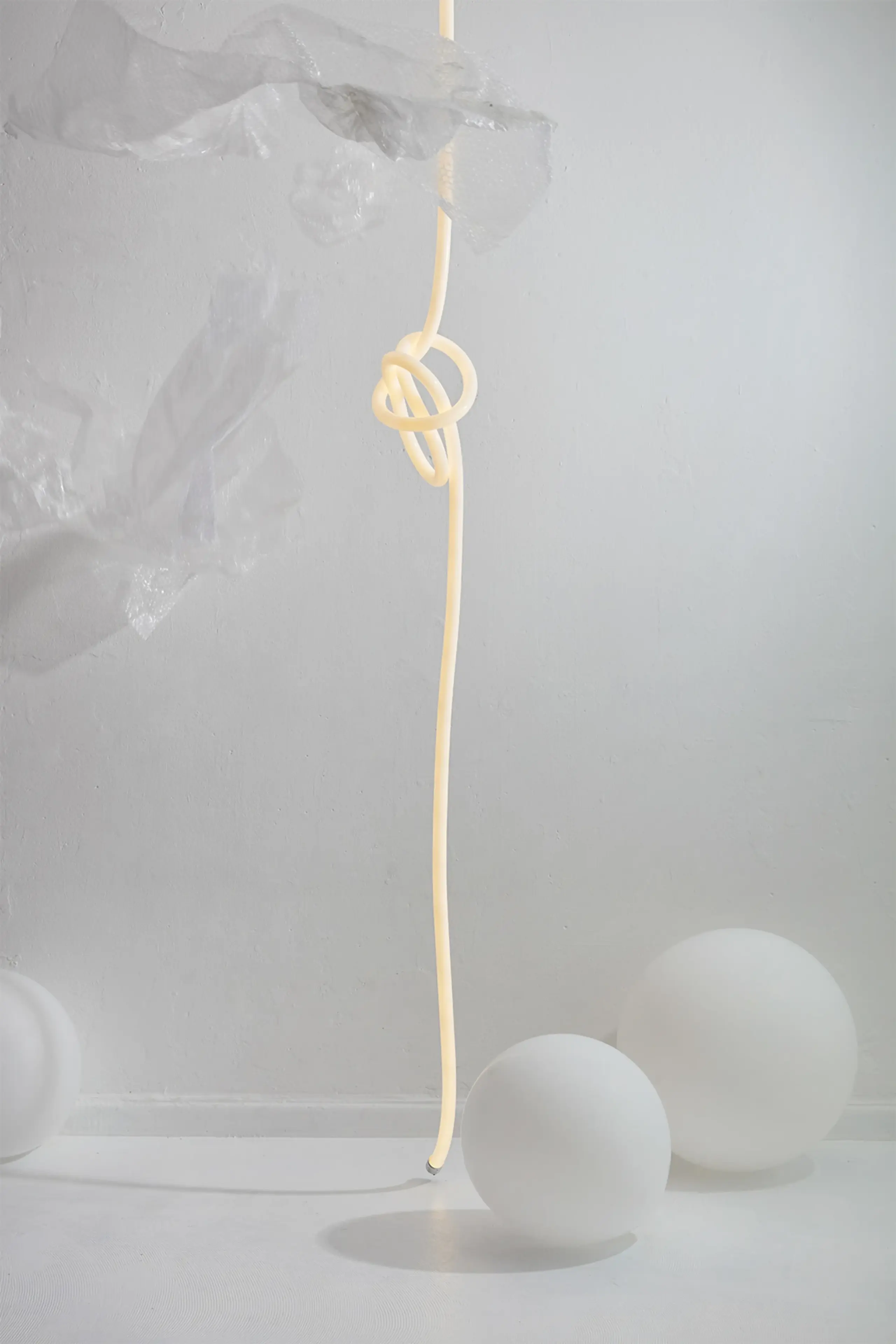 Studio About - Væglampe - Flex Mount - Warm White - 4 M