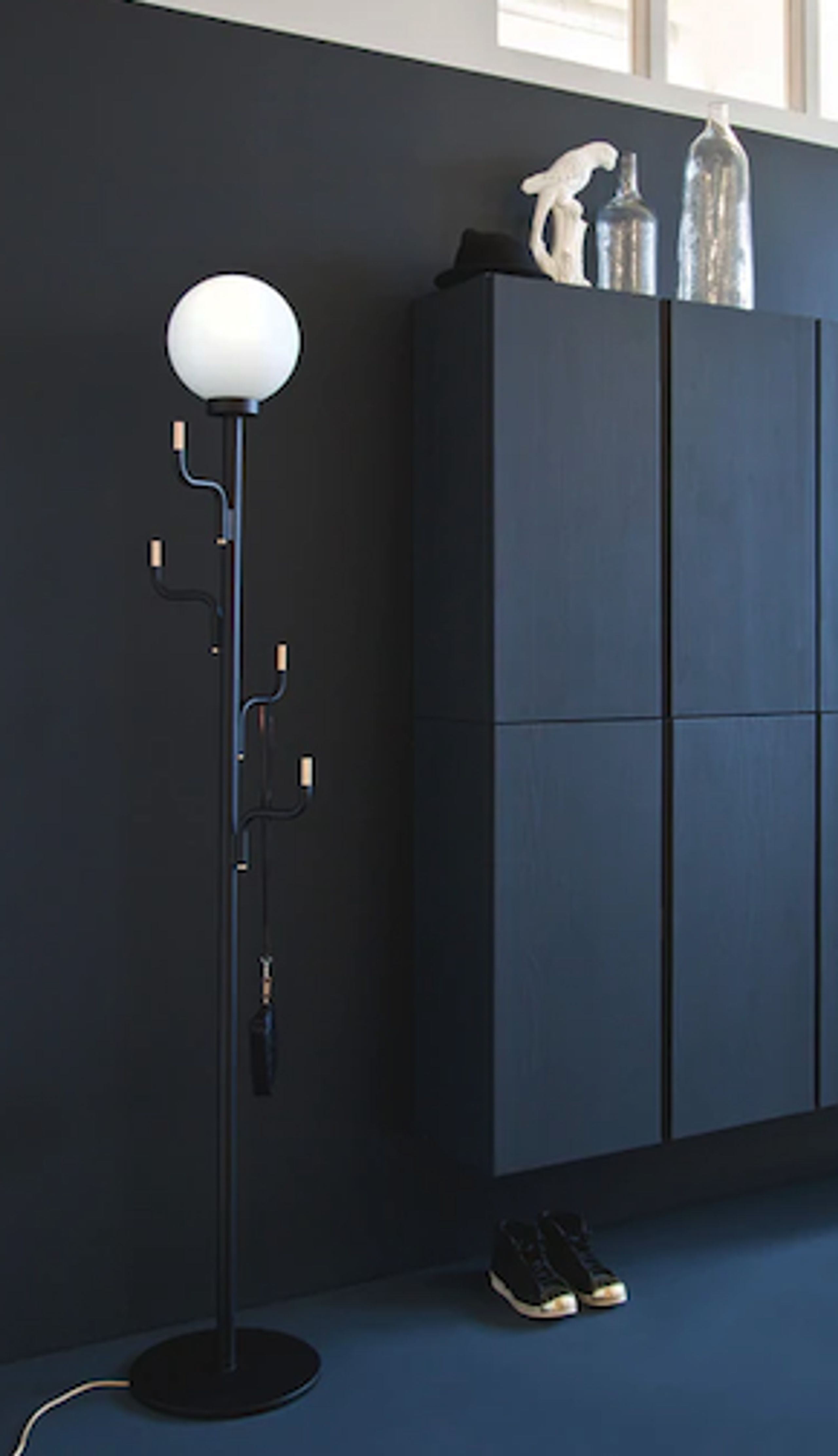 Swedish Ninja - Grucce - Big Darling Floor Lamp With Hanger - Black