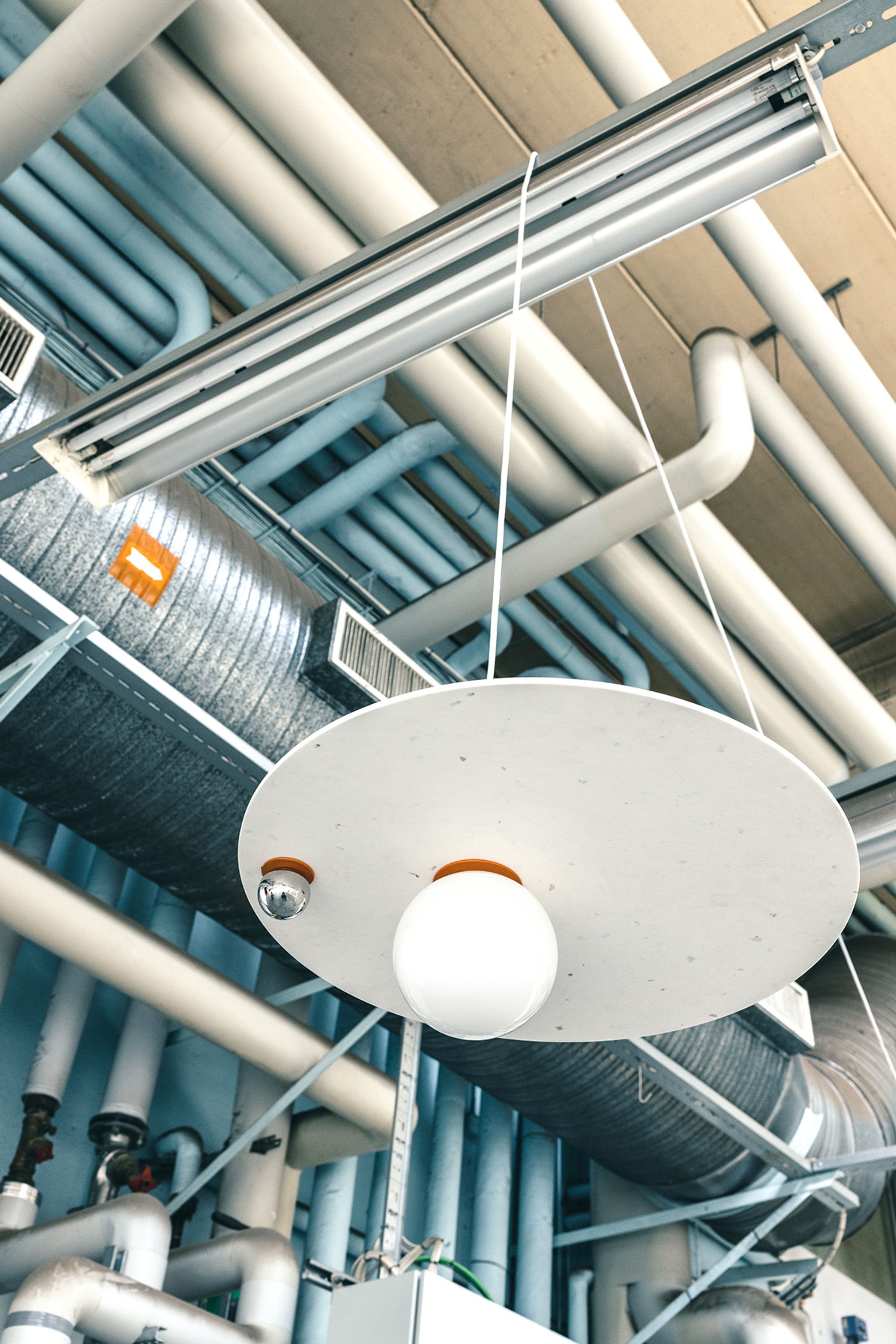 Swedish Ninja - Závěsné svítidlo - PLUTO BIG Alba White - Bubblegum Pink