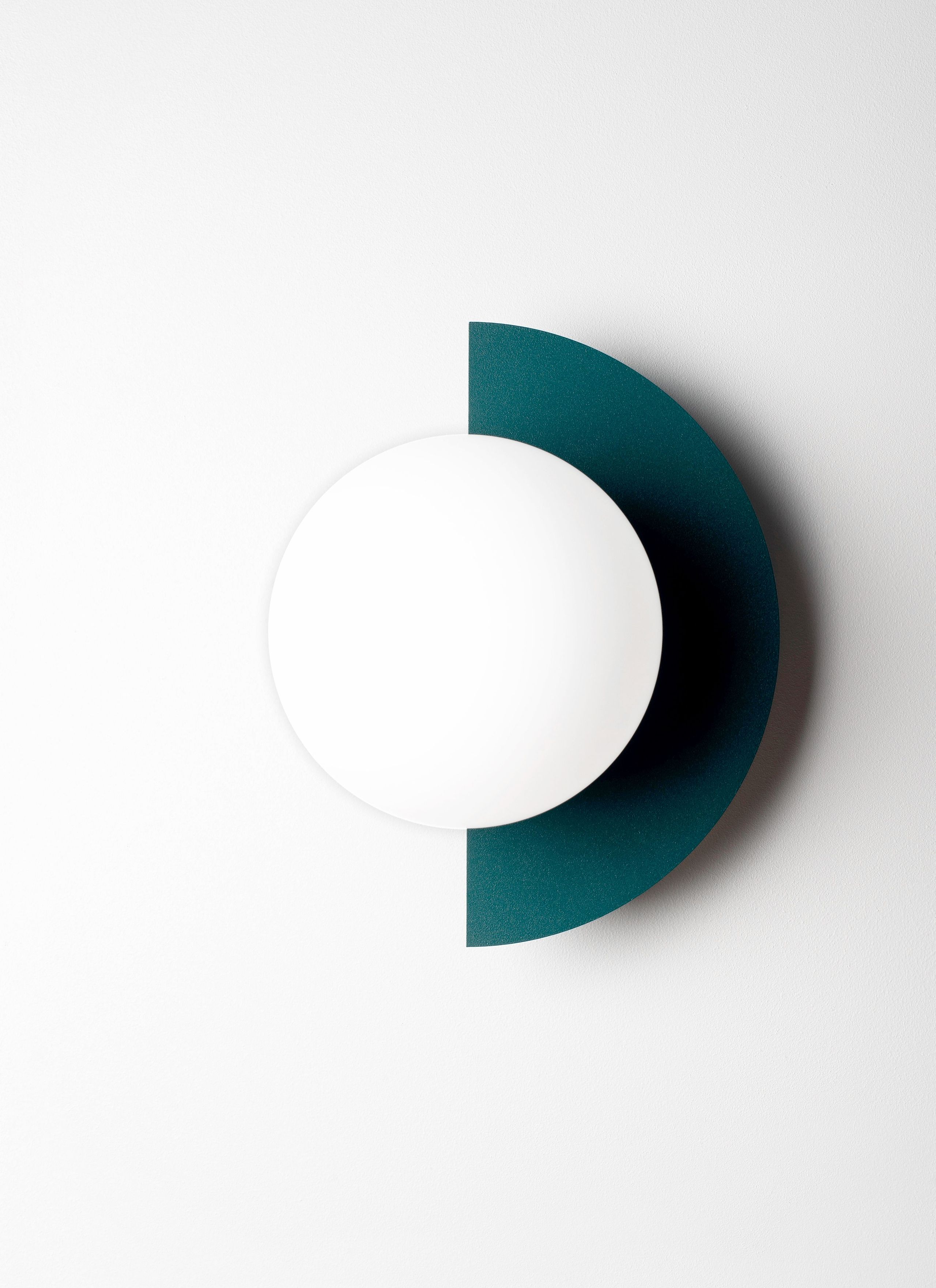 Swedish Ninja - Wall Lamp - C.Lamp - Green