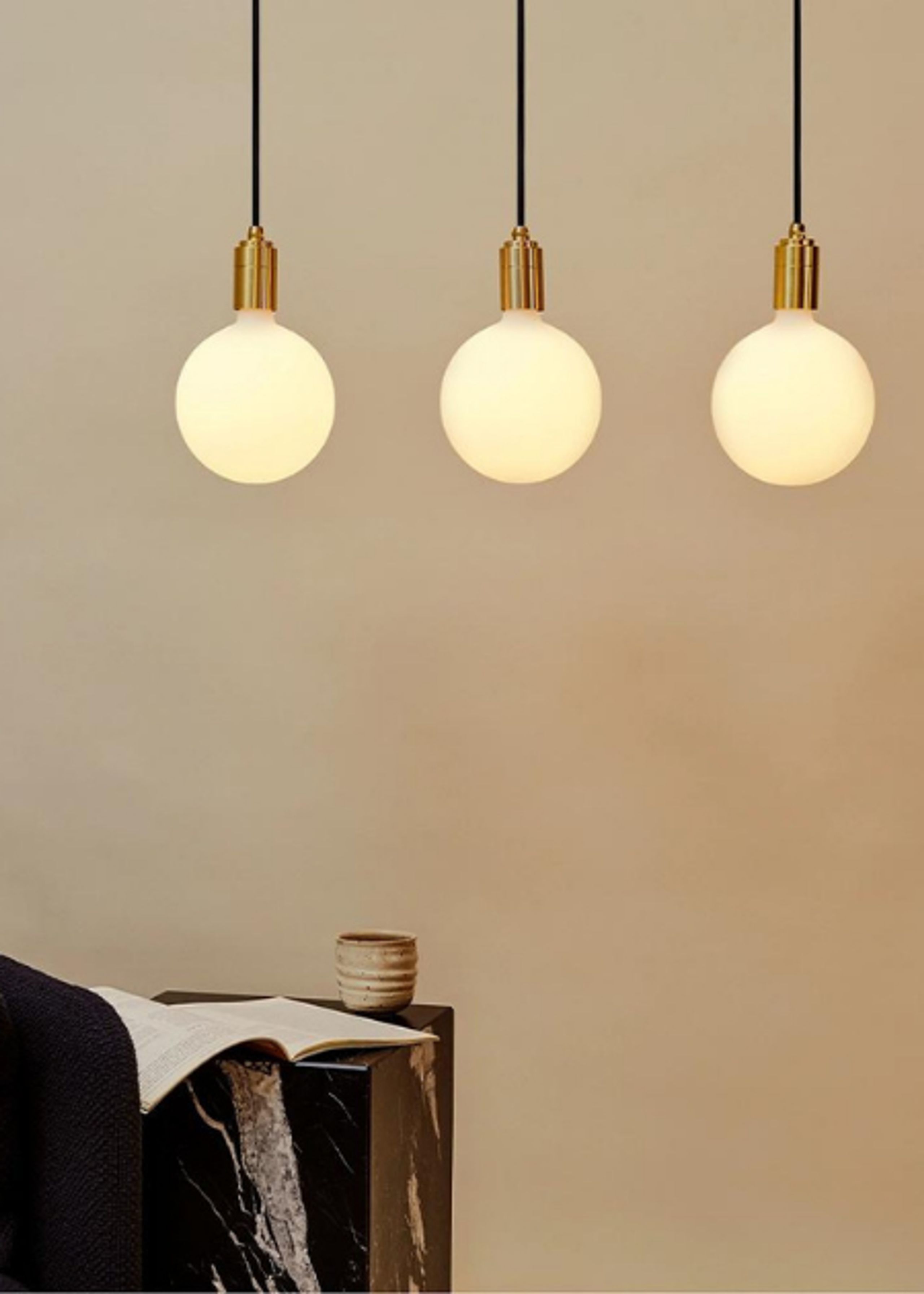 Tala - Lampe - Triple Linear Pendant - Brass/White