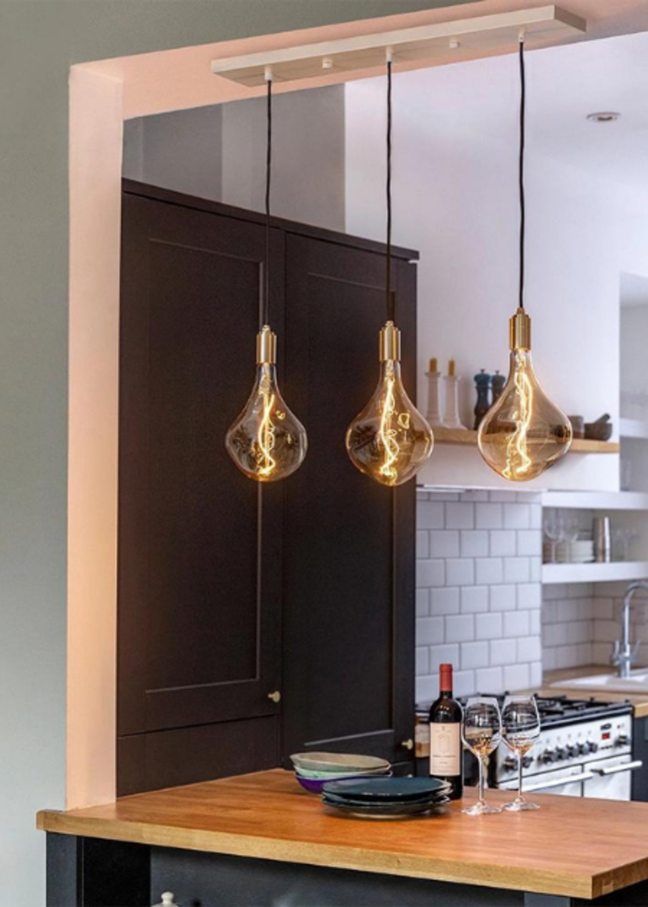 Tala - Lampe - Triple Linear Pendant - Brass/White