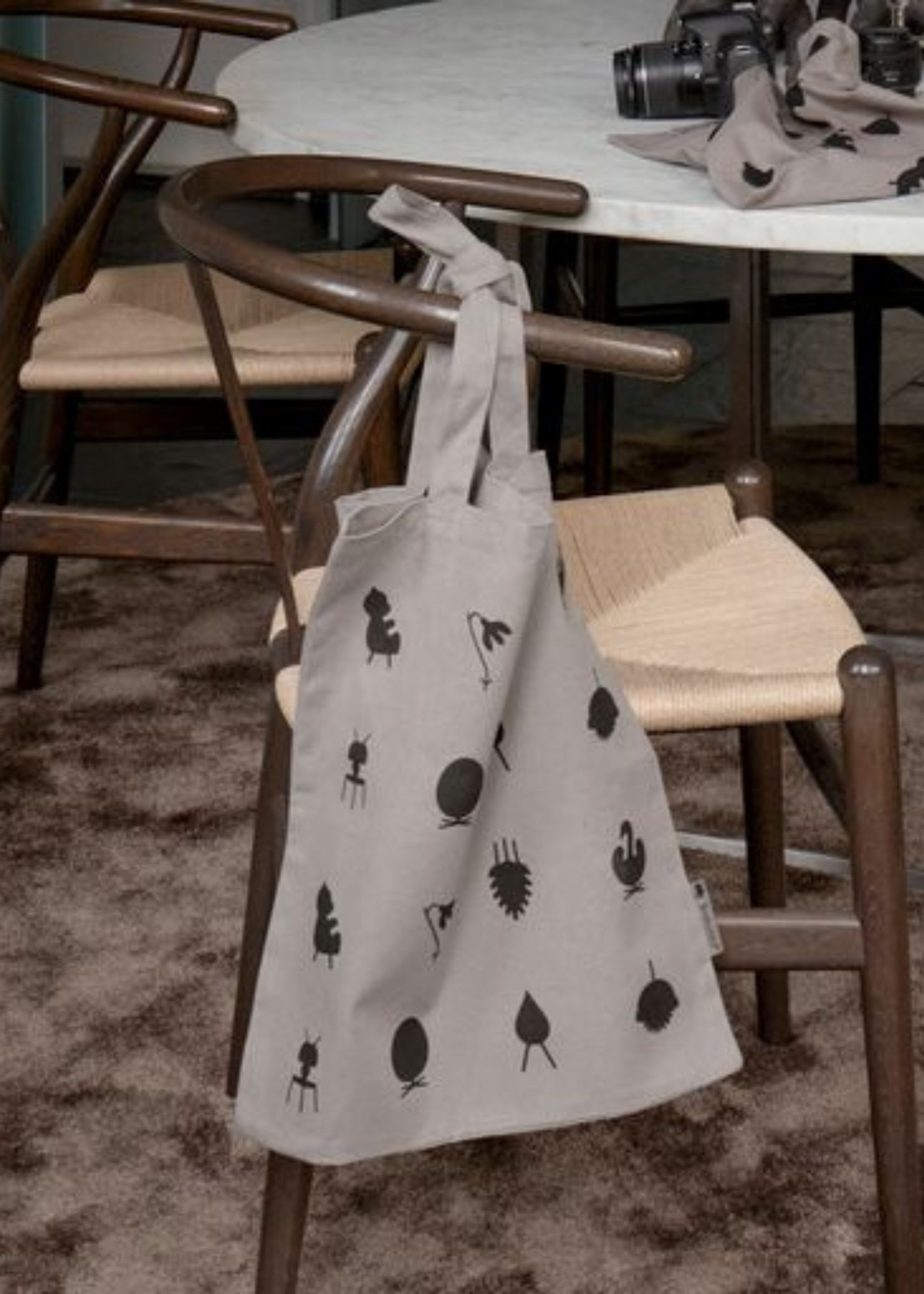  - Bag - Brainchild – Mulepose – Designikoner – Mørkegrå - Mulepose – Designikoner – Grå