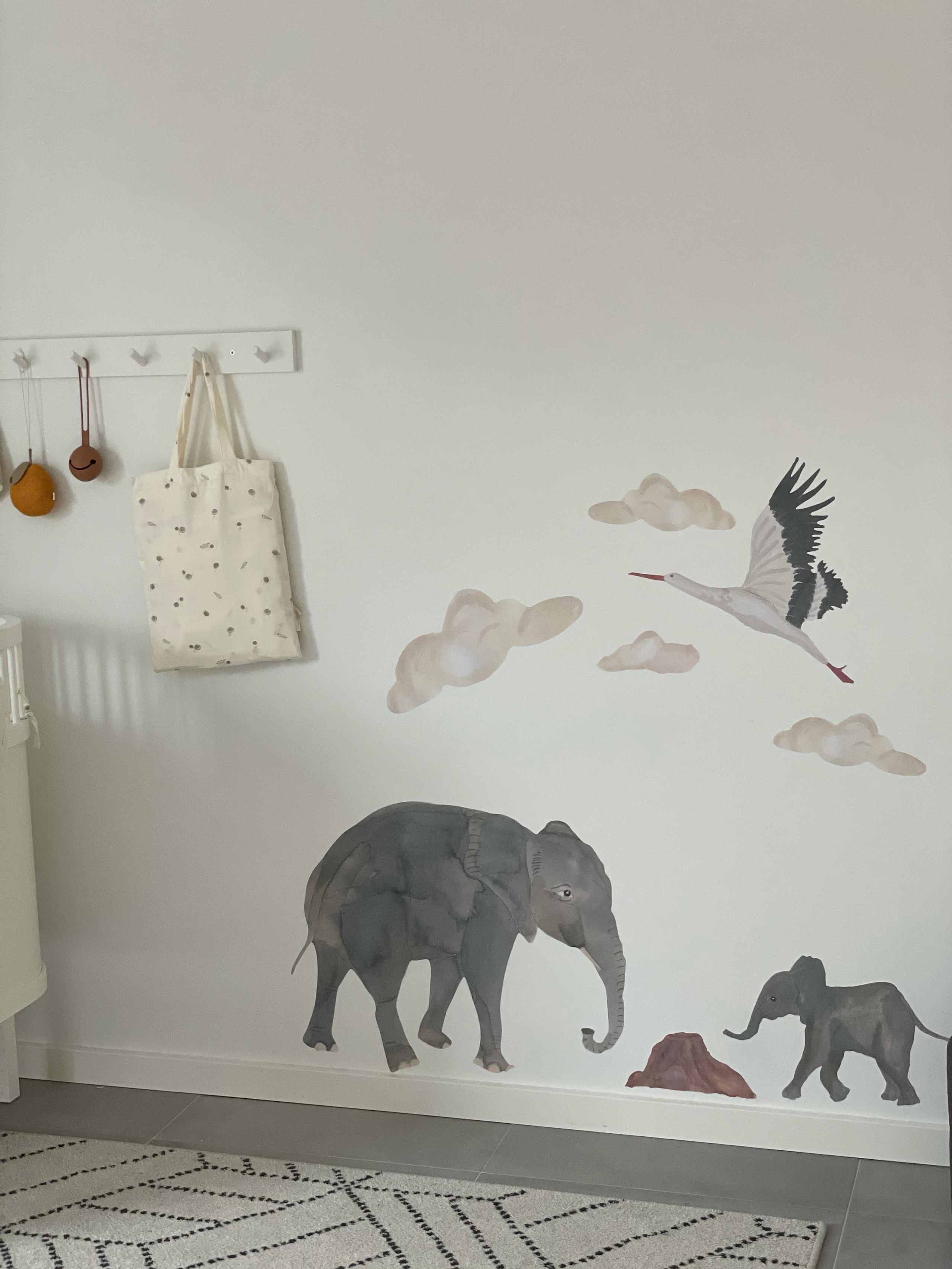 That's Mine - Nálepka na stenu pre deti - Wallsticker Elephant Baby - Grey