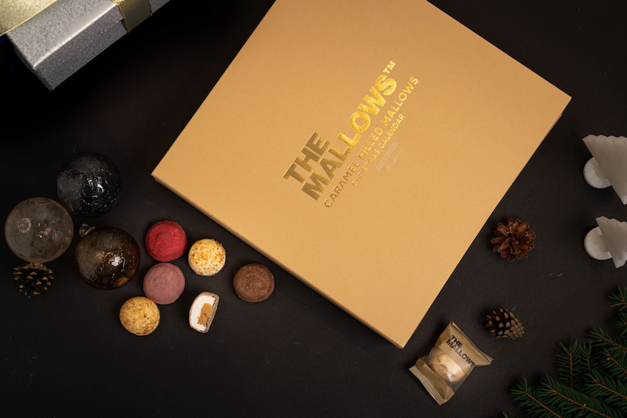 The Mallows - Christmas calendar - Caramel Filled Mallows Julekalender 2023 - Brown