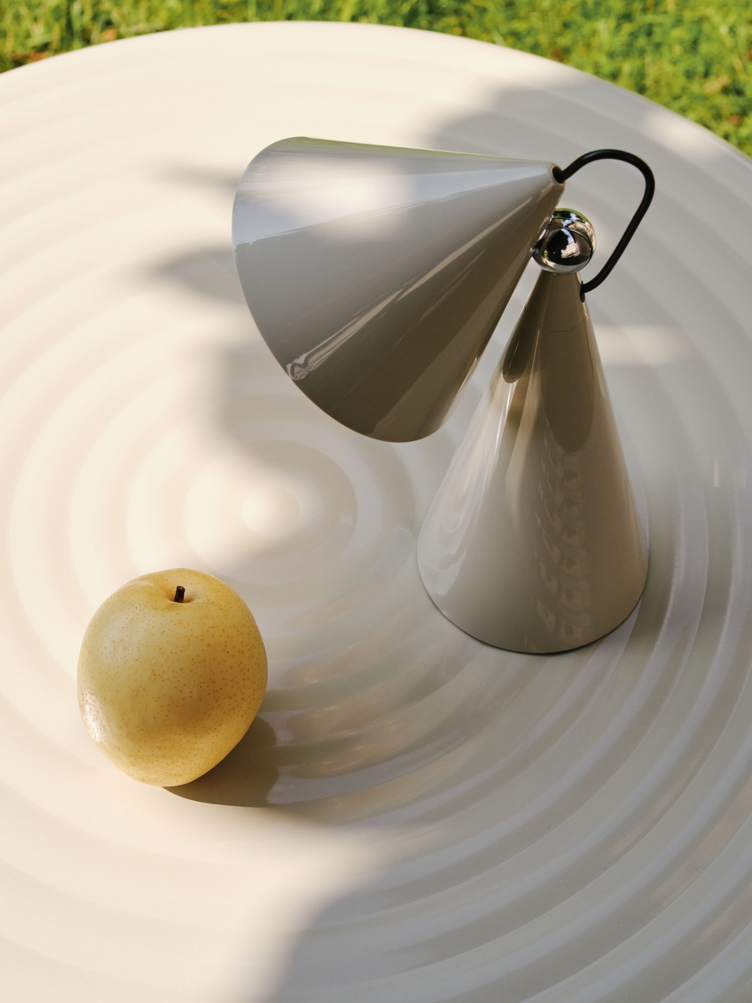 Tom Dixon - Table Lamp - Pose Portable LED - Gloss Kelp