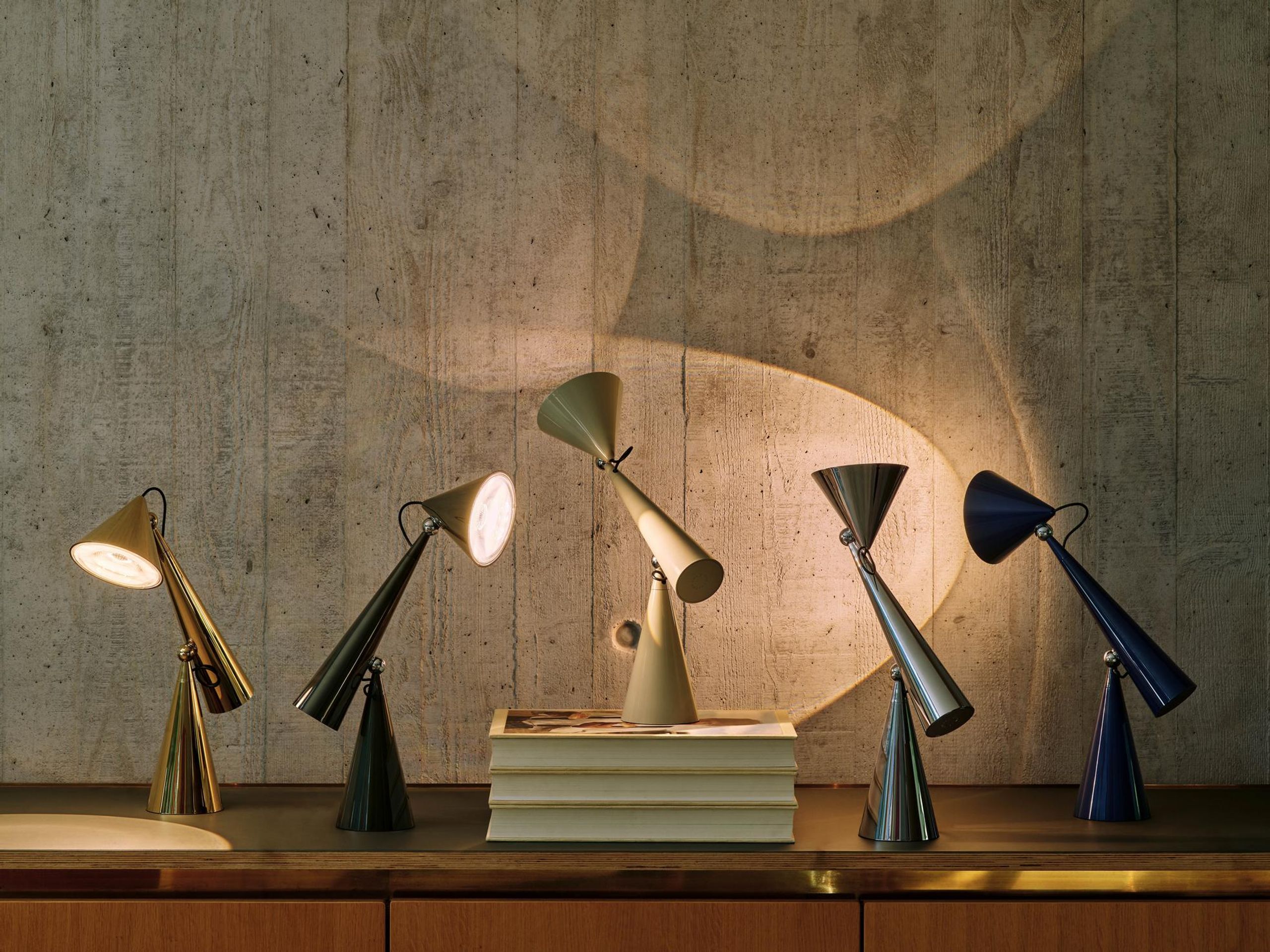 Tom Dixon - Table Lamp - Pose Task Light - Gloss Indigo